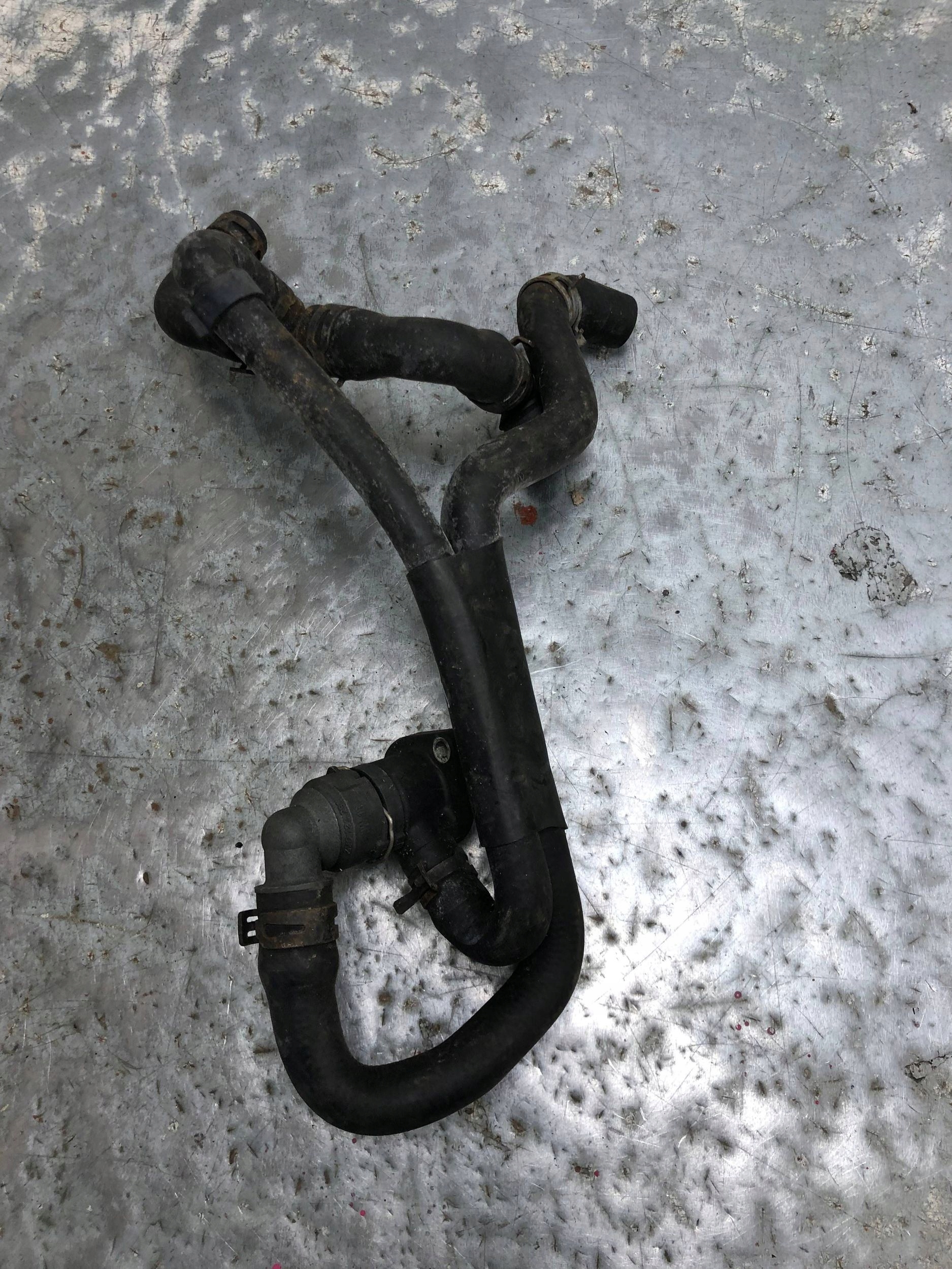 crijevo cijev vode VW SKODA AUDI 7M0122291