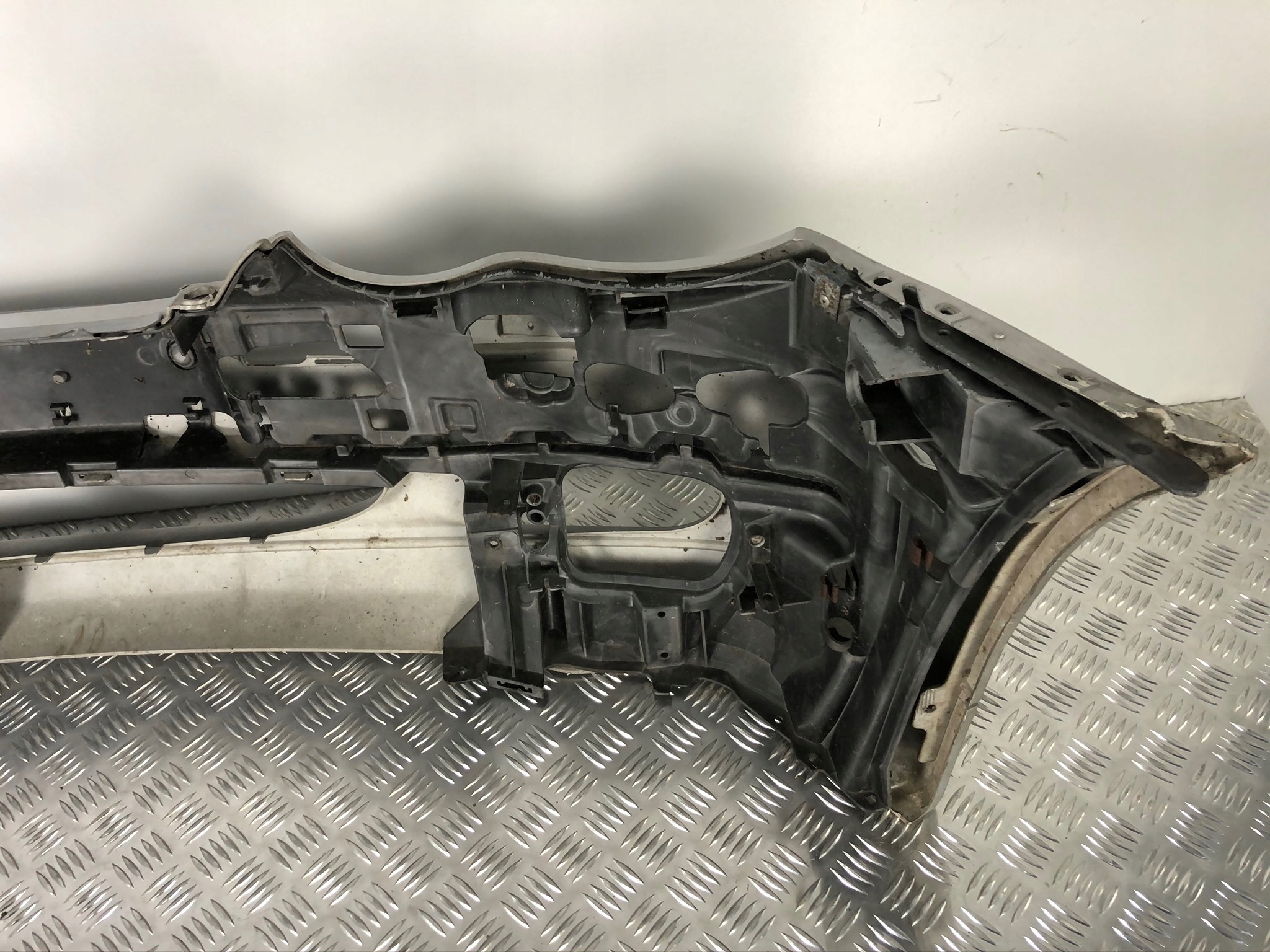 bumper front front MERCEDES C KLASA W203
