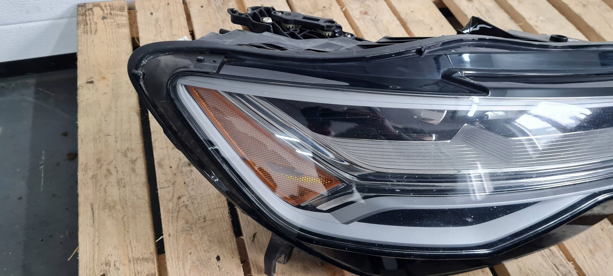 S6 C7 4G A6 LIFT light right right front FULL LED USA 4G0941034K