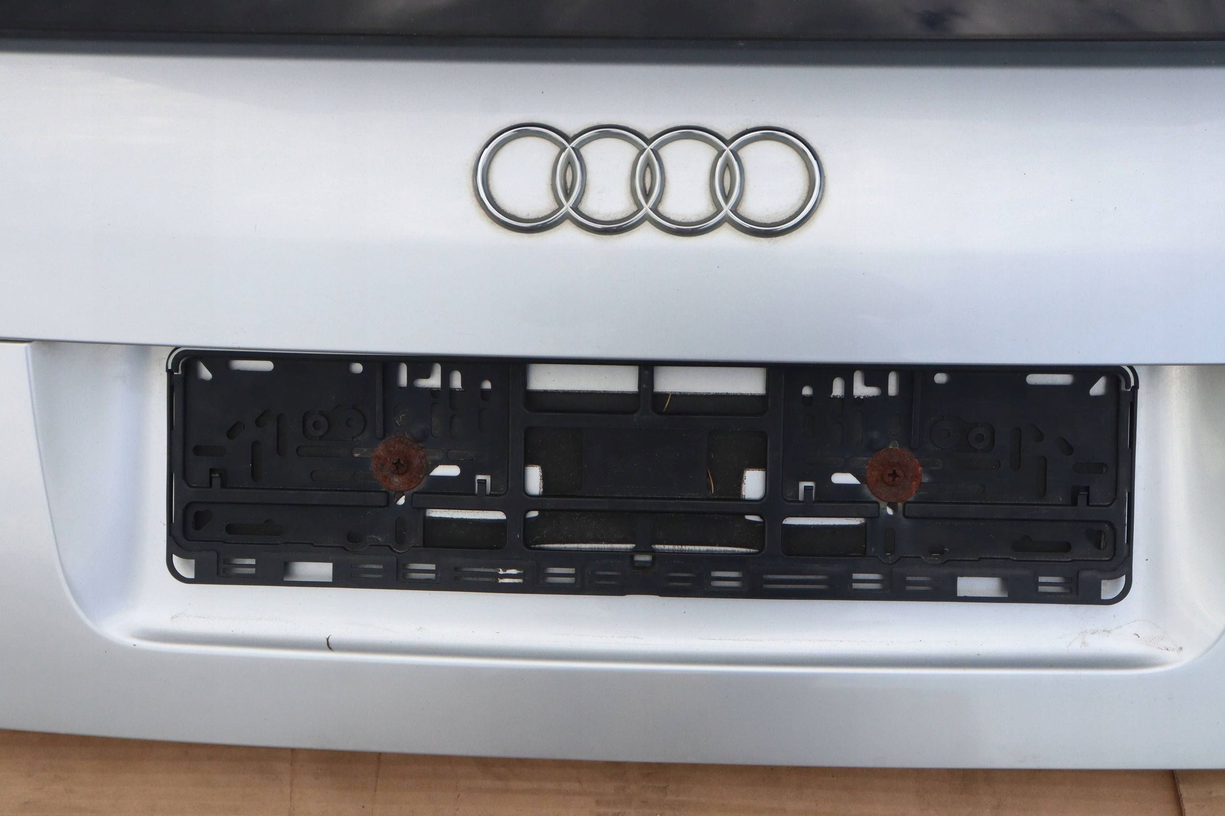 AUDI A2 trunk door boot rear part rear LY7W SREBRNA