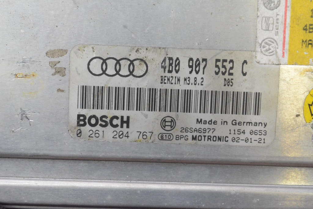 control unit of the engine 4B0907552C 0261204767 AUDI A6 C5 2.4 V6 165 KM 97-01