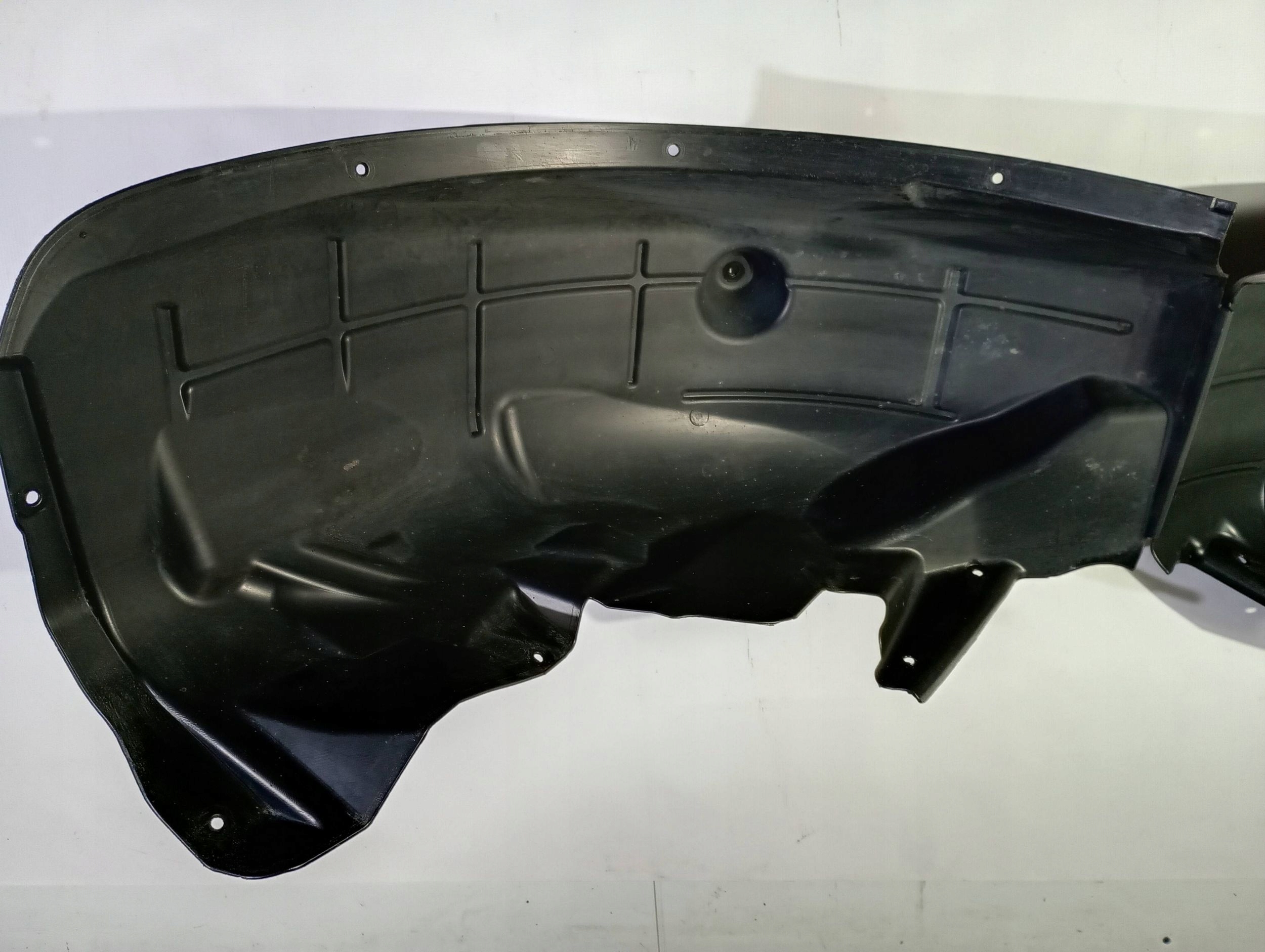 mudguard rear part rear. left Maserati Levante 2016r.