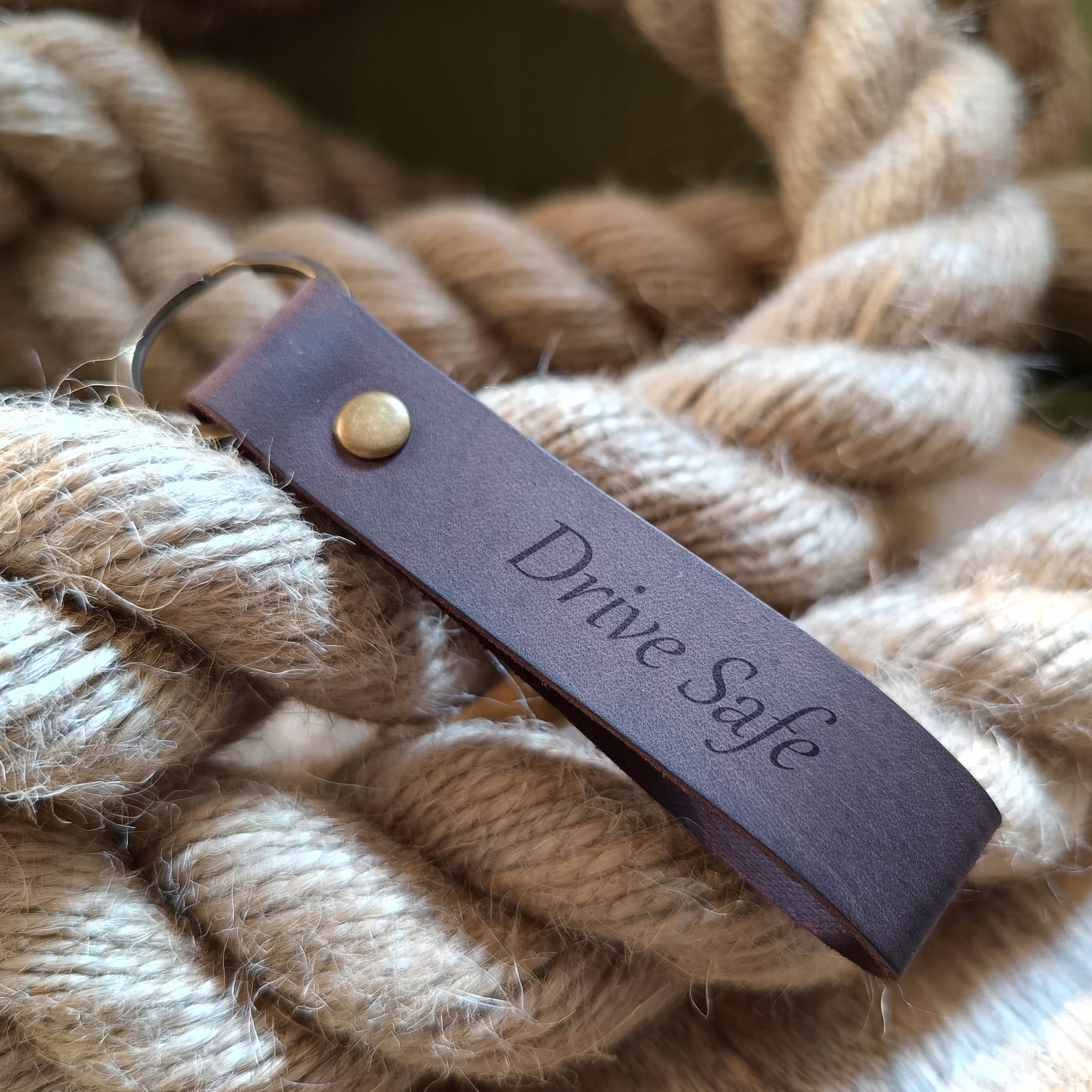 Drive Safe Přívěsek Na Klíče s gravírováním kožený handmade
