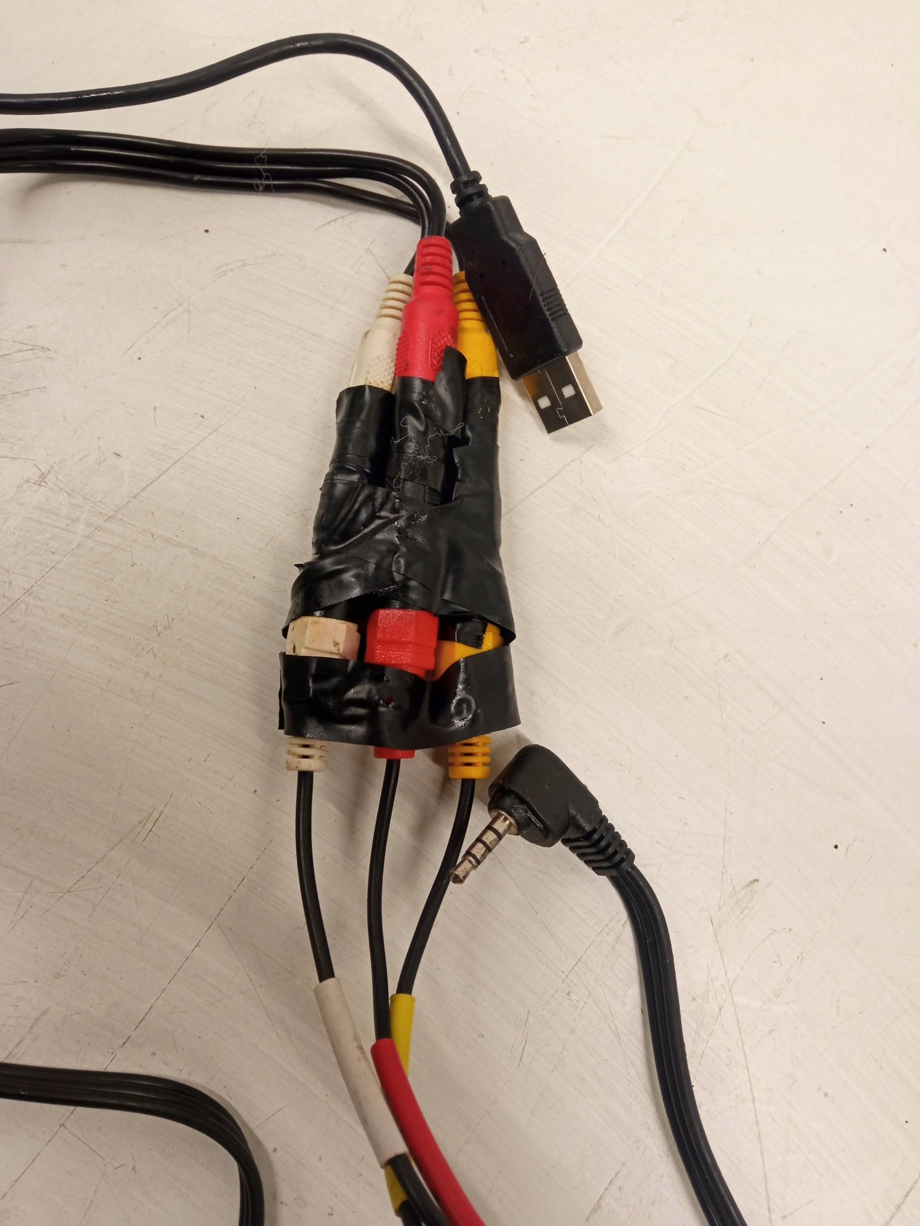 Adattatore USB AUX 96110-3J050 Hyundai ix55 e (2006-2011)
