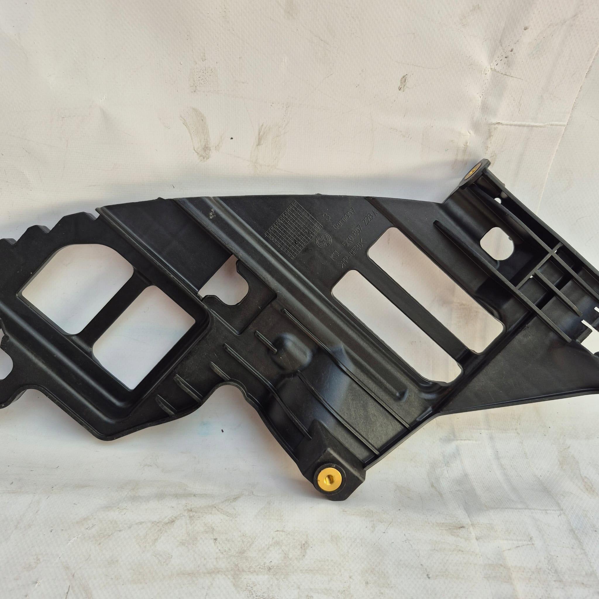 VW GOLF VI 6 08-13r HB support bracket holder lights right front 5K0807228A