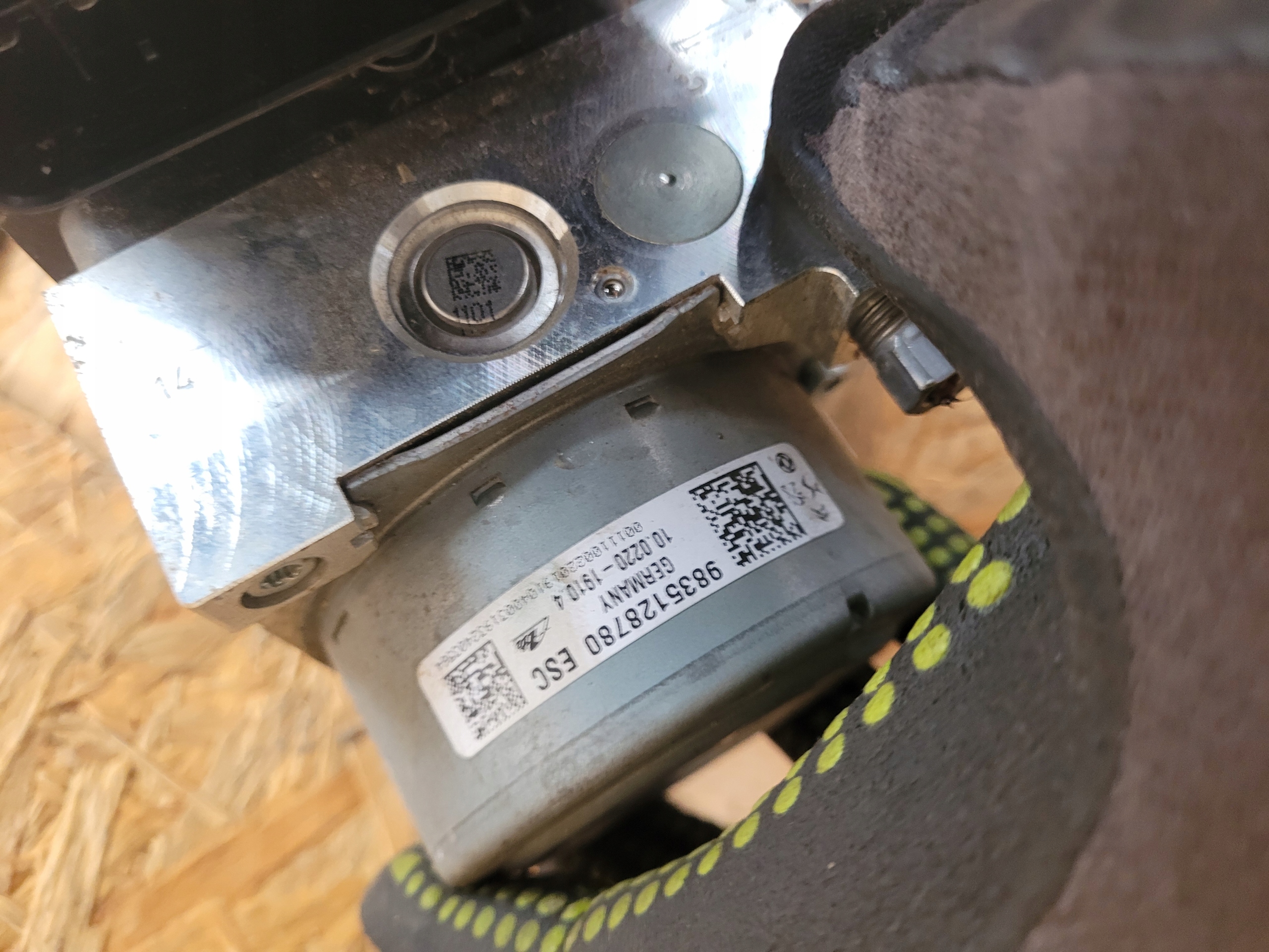 pump ABS brake PSA 9835128780
