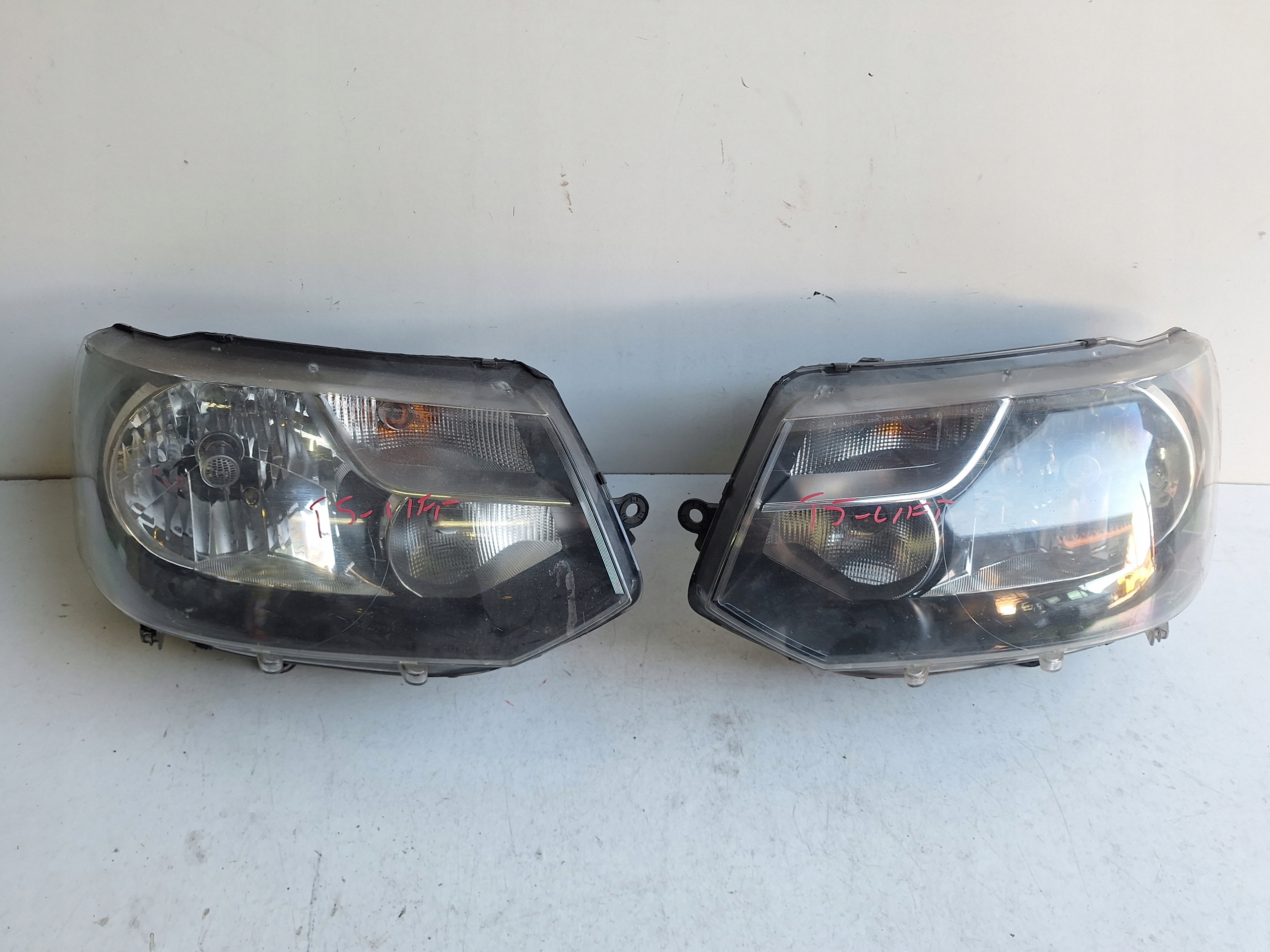 VOLKSWAGEN TRANSPORTER T5 LITF 10-15 light left UK