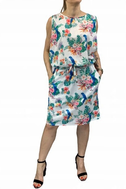 

Sukienka na Ramiączkach w Kwiaty Biała Plus Size