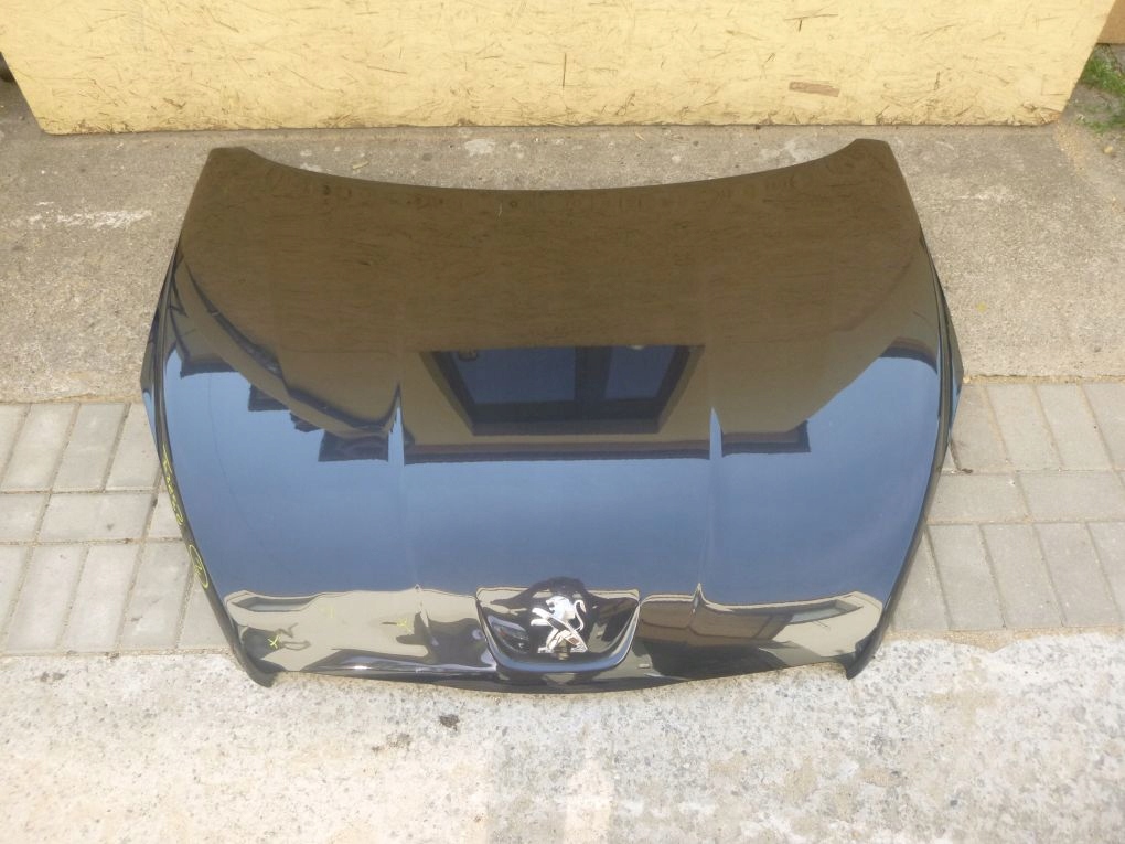 PEUGEOT 508 10- cofano