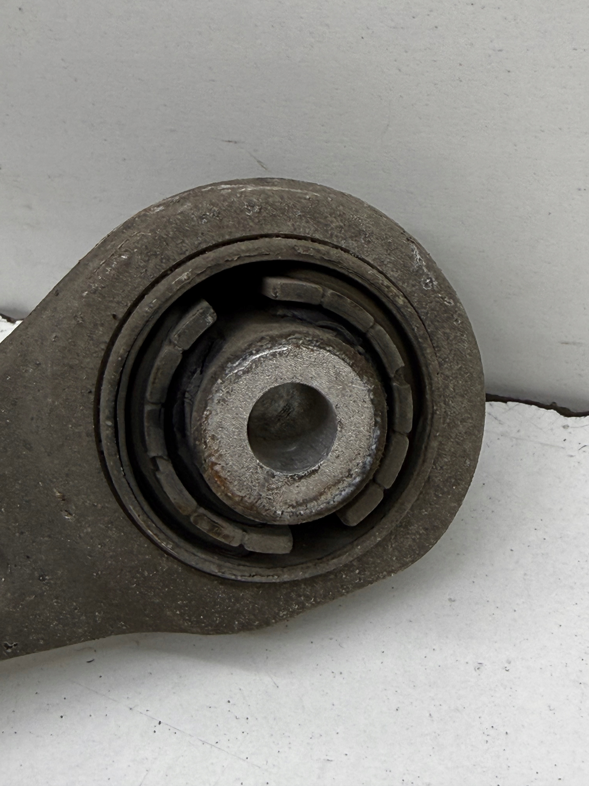 AUDI A6 A7 C7 swing right front arm of the arm complete