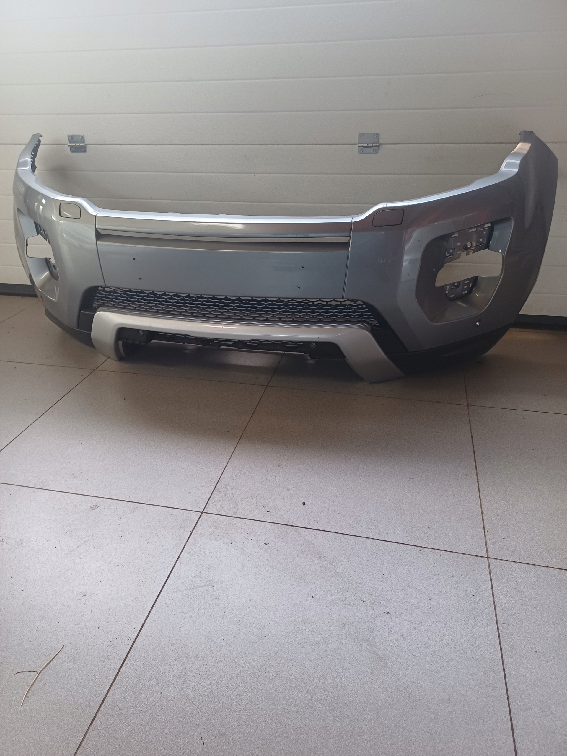 bumper front front RANGE ROVER EVOQUE 1 and DYNAMIC 4XPDC BJ3M-17F0031682B