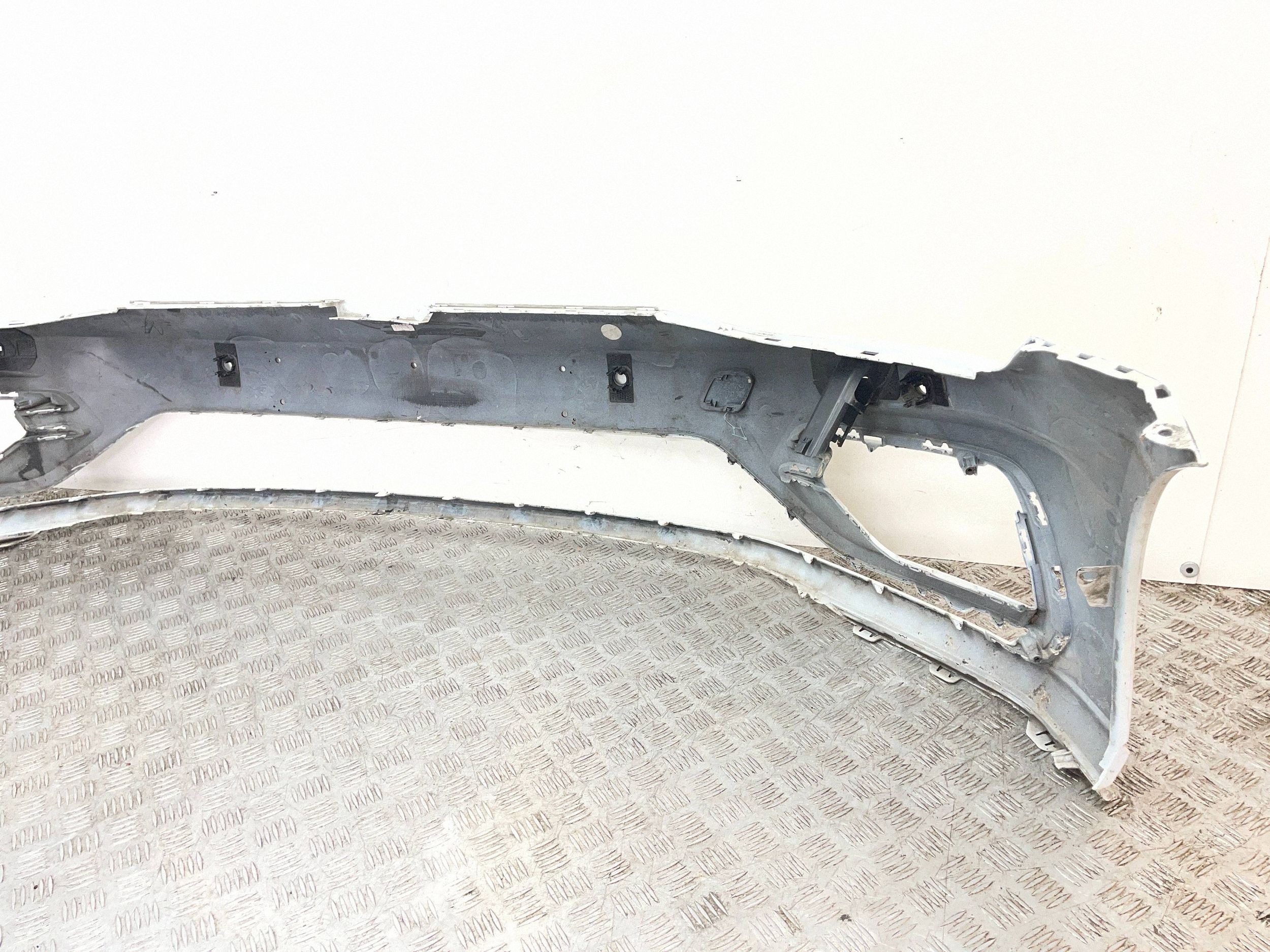 front bumper front VOLKSWAGEN GOLF VII 7 LIFT 17- R-LINE PDC washers