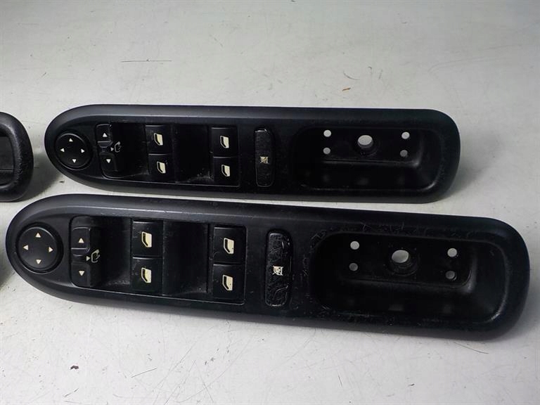 PEUGEOT 407 PANEL window control switch of mirrors left driver´s