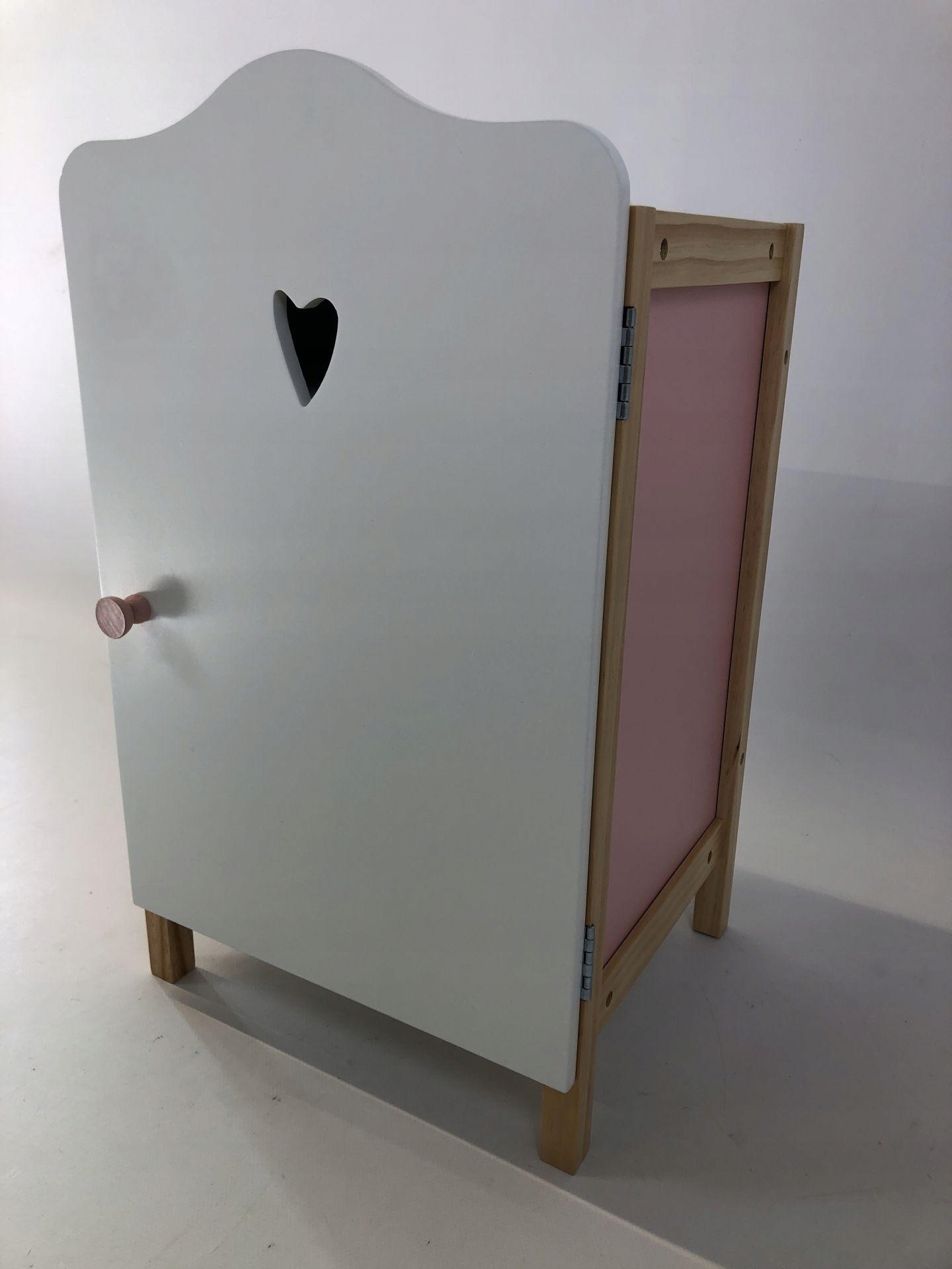 ROBA SZAFA NA UBRANIA DLA LALEK SERIA SCARLETT Seria SCARLETT