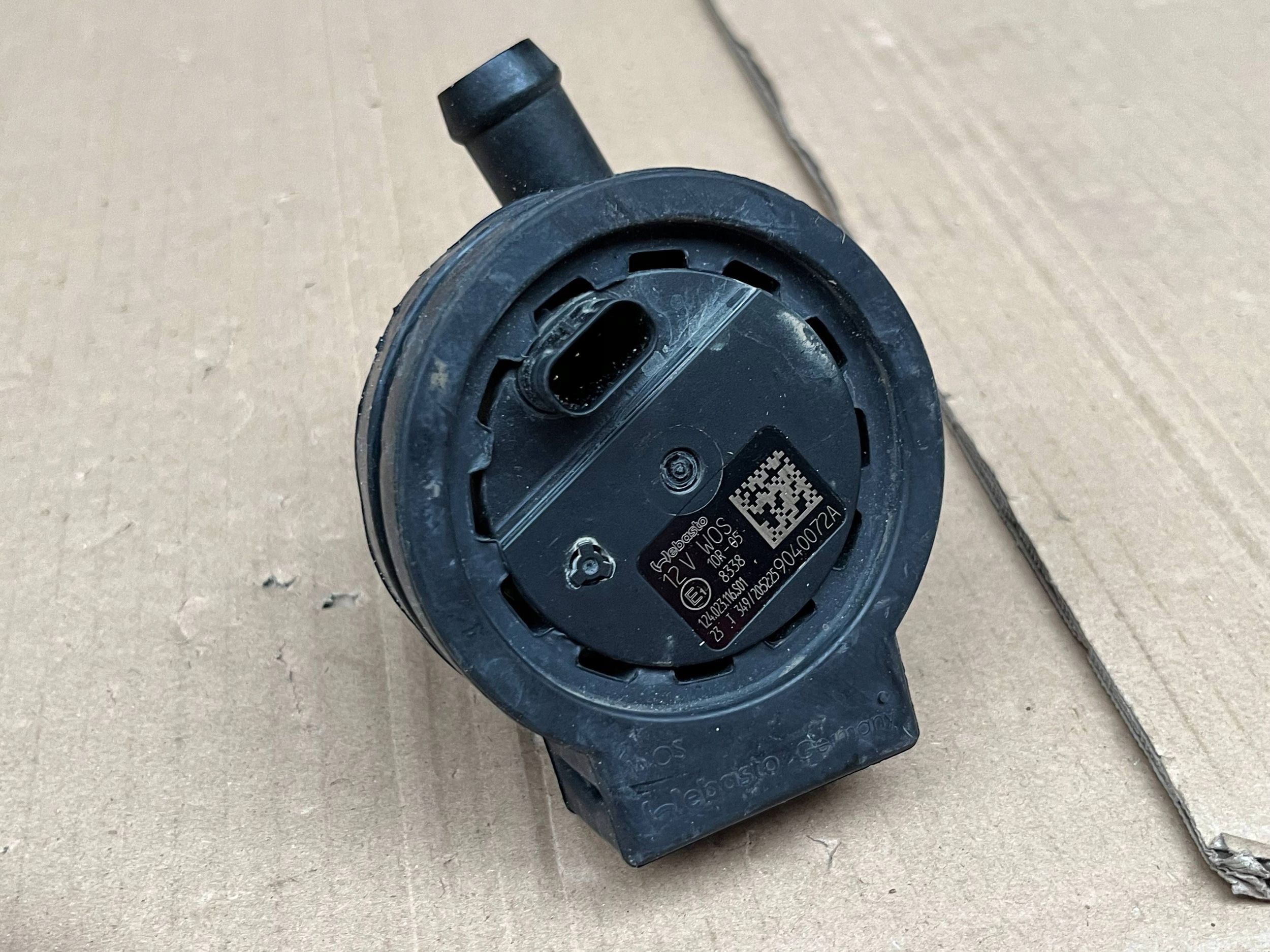 supplementary water pump Audi A8 S8 D5 9040072A !J