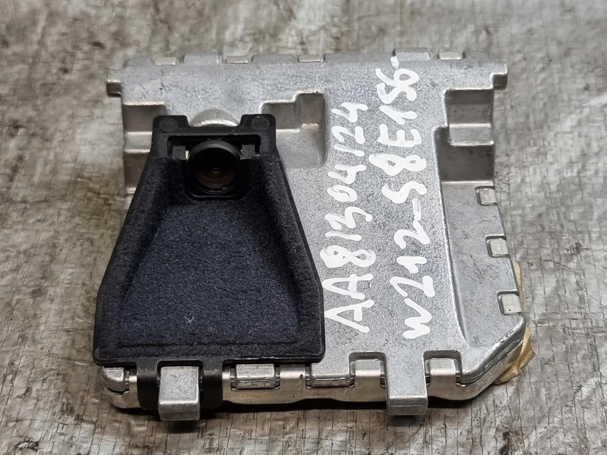 KAMERA module windows CZOLOWEJ OE A2126704101 MERCEDES E KLASA W212 13r