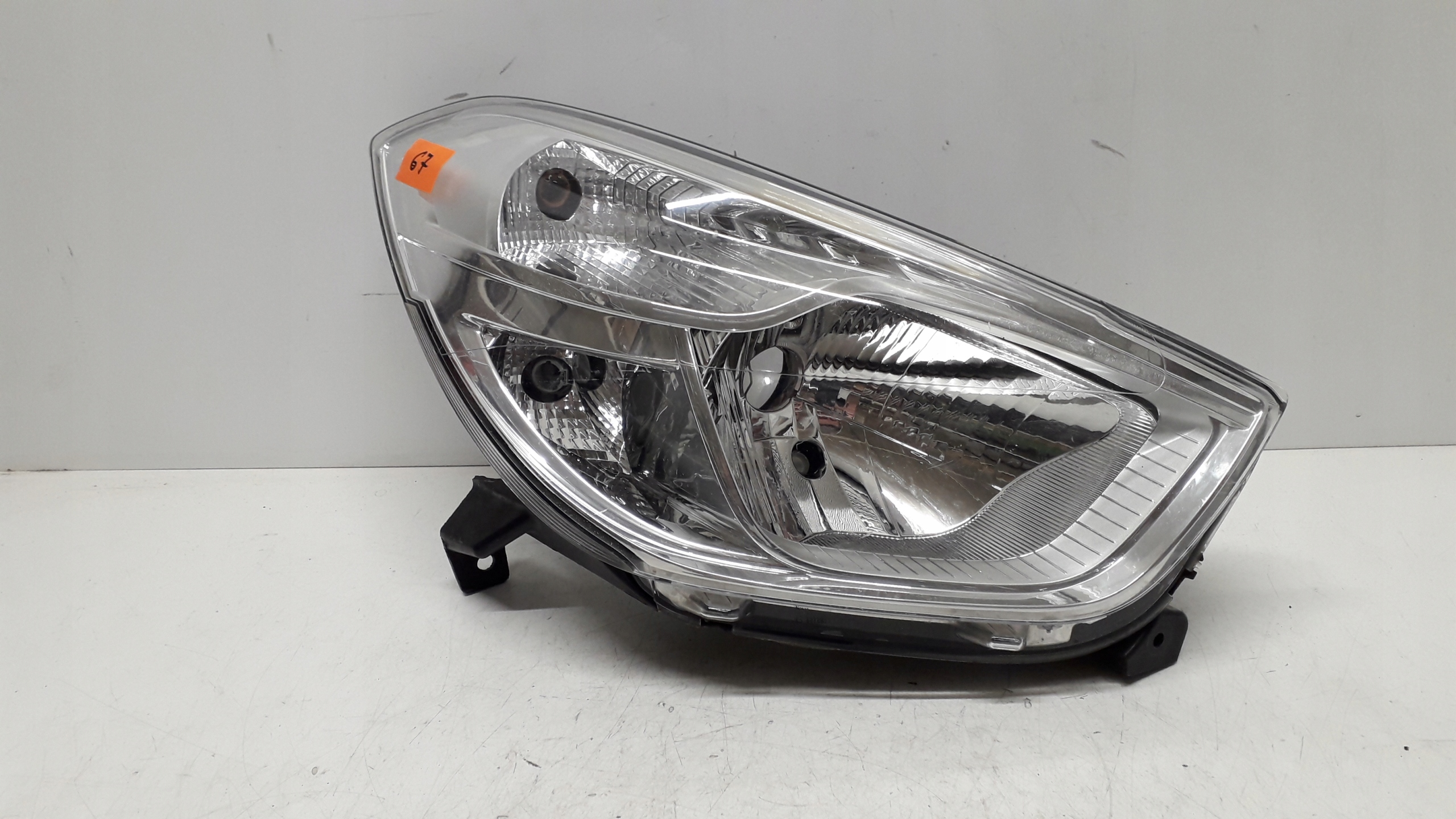 DACIA LODGY DOKKER ФАРА ПРАВА PRZEDNIA60102414r