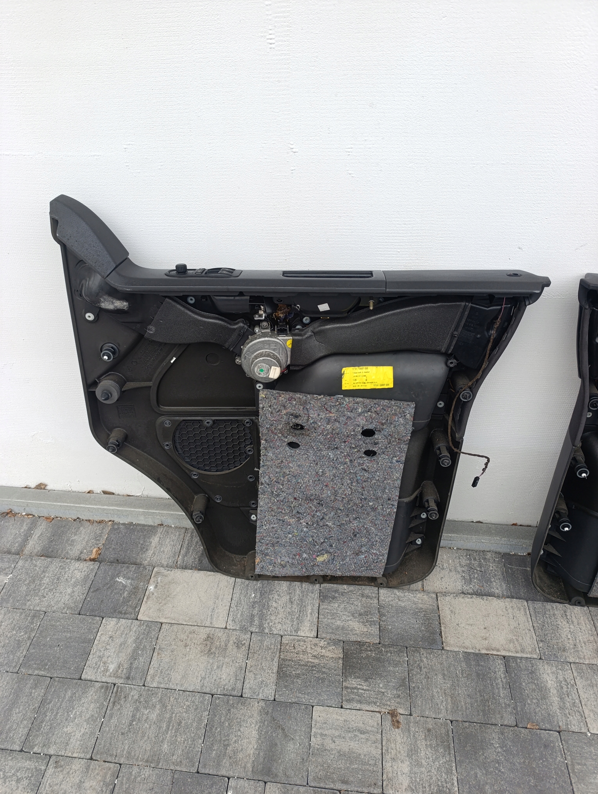 VW T5 MULTIVAN side upholstery door left right KIEROWCA PASAZER
