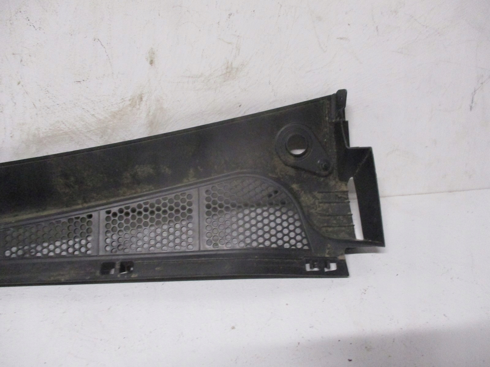 Podszybie PEUGEOT RIFTER BERLINGO 9816567780 9816567880 Producent części Peugeot OE