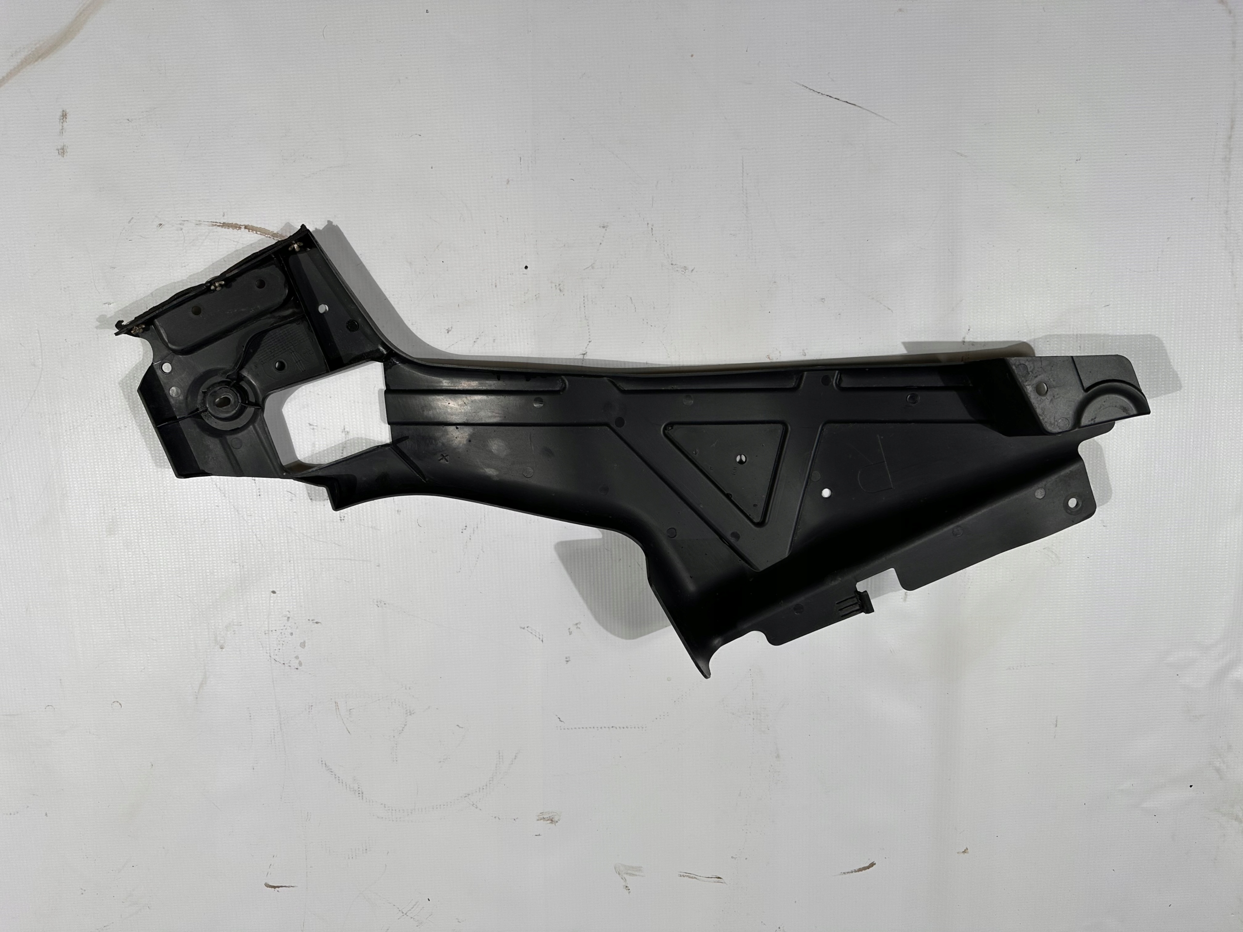 cover rear part rear covers holder left right Lincoln Continental 2017+