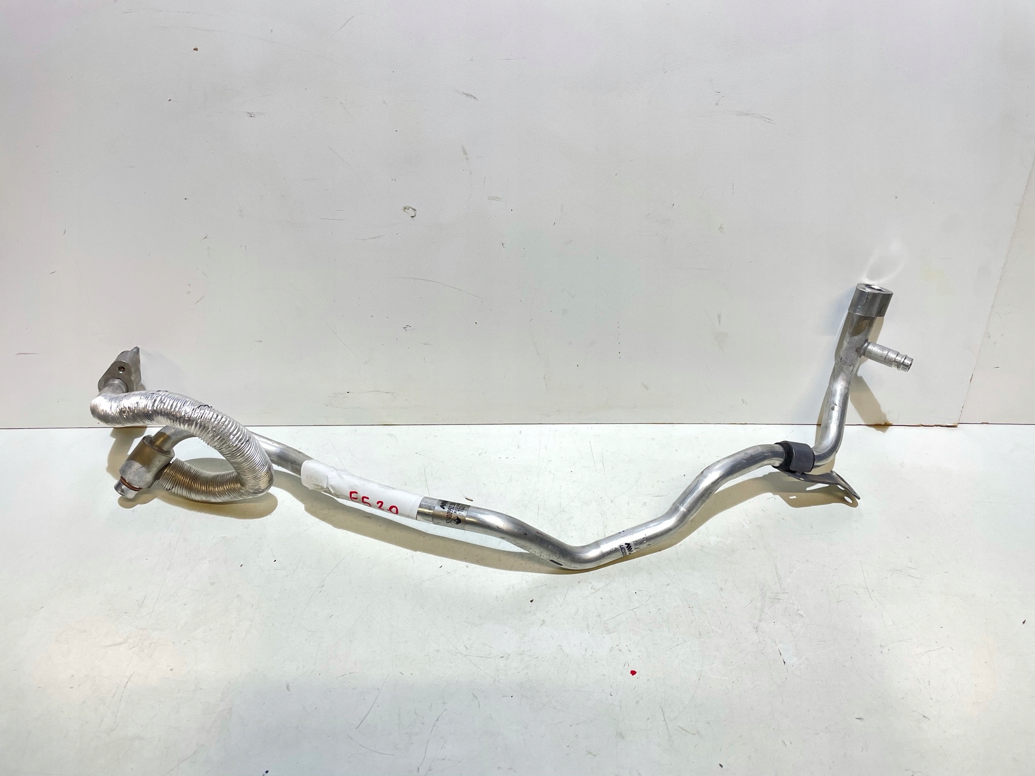 924809923R - ШЛАНГ КОНДИЦИОНЕРА 2.0 DCI RENAULT ESPACE V