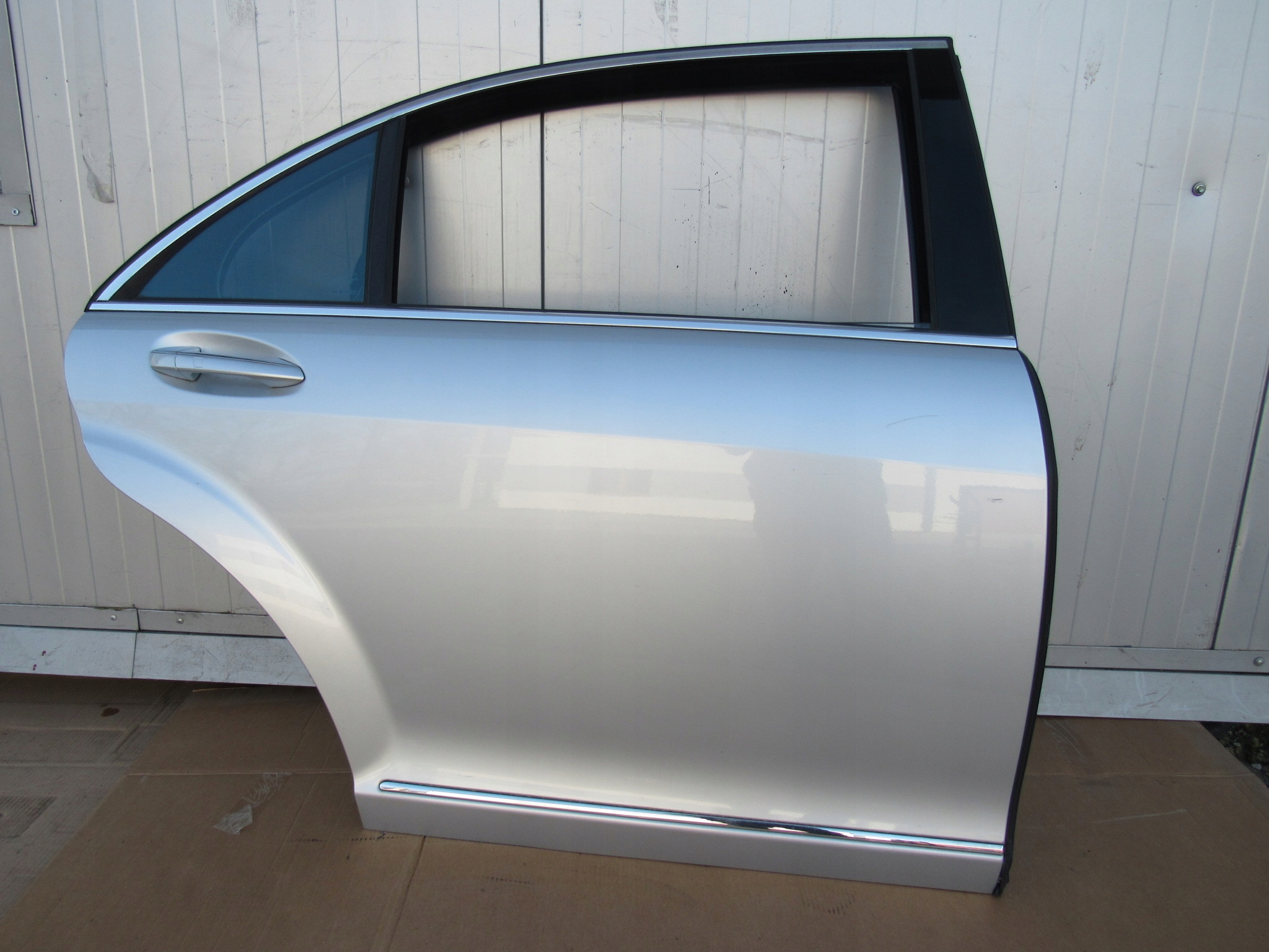 MERCEDES W221 LONG DRZWI PRAWY TYŁ PRAWE TYLNE