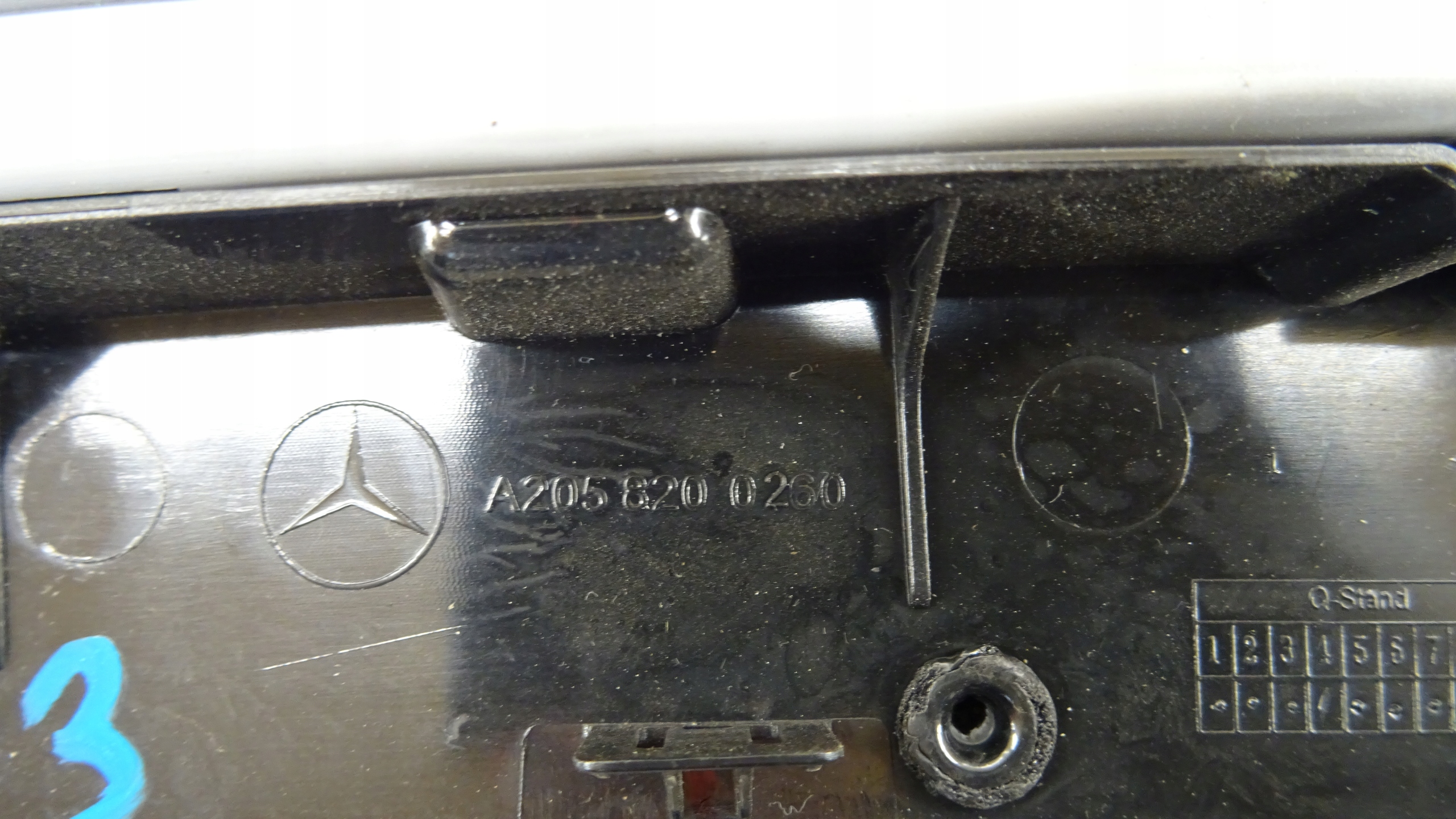 light stop Mercedes-Benz OE A2058200260 NR M393