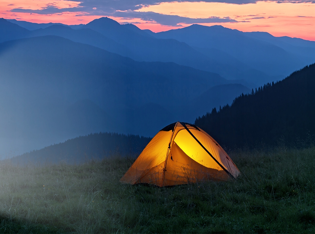 POWER BANK ŁADOWARKA SOLARNA 2xUSB TURYSTYCZNA+ETUI WODOODPORNE na telefon Model CPS20