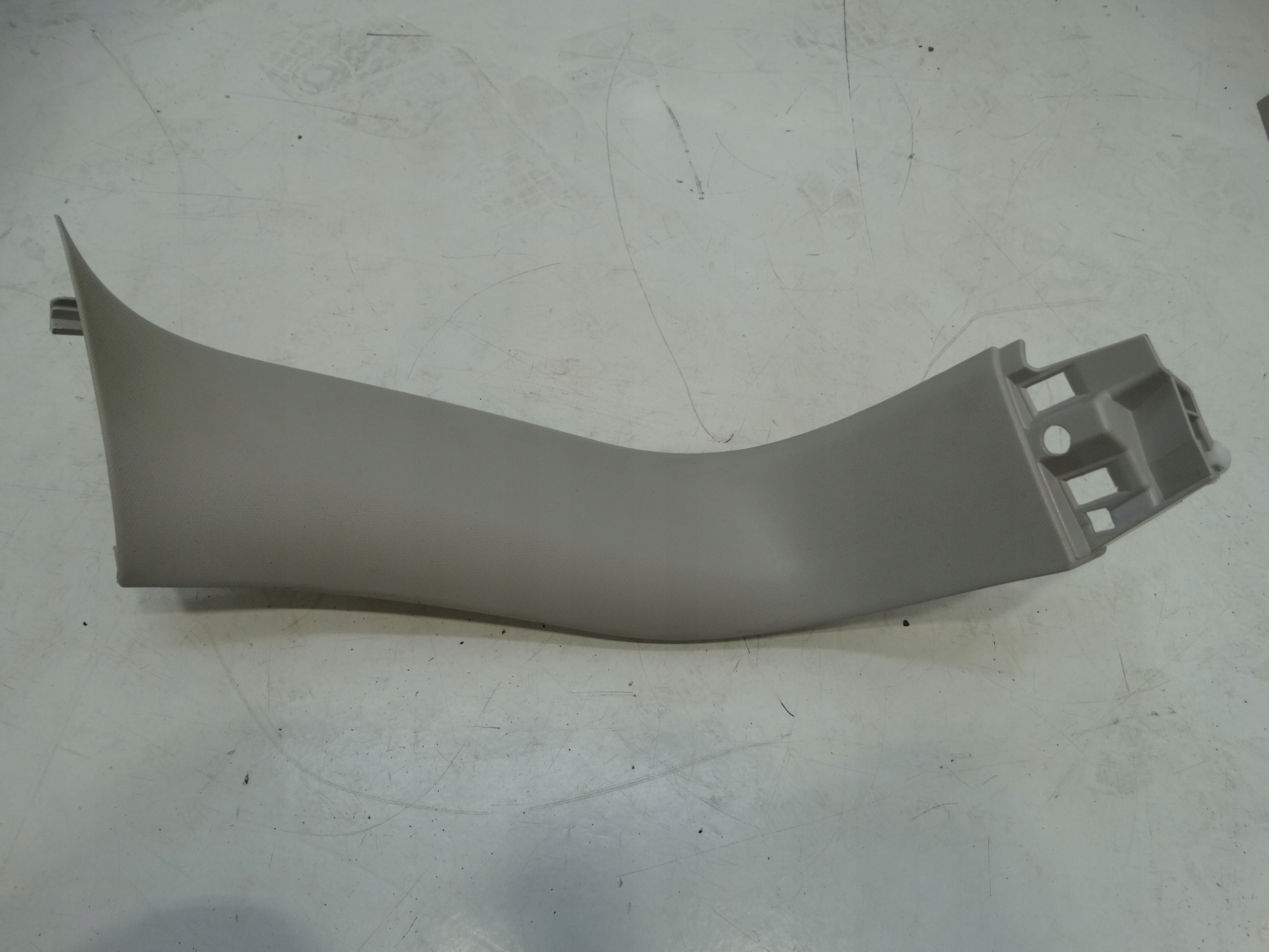 side cover SLUPKA left rear part RENAULT ESPACE V 909036435R