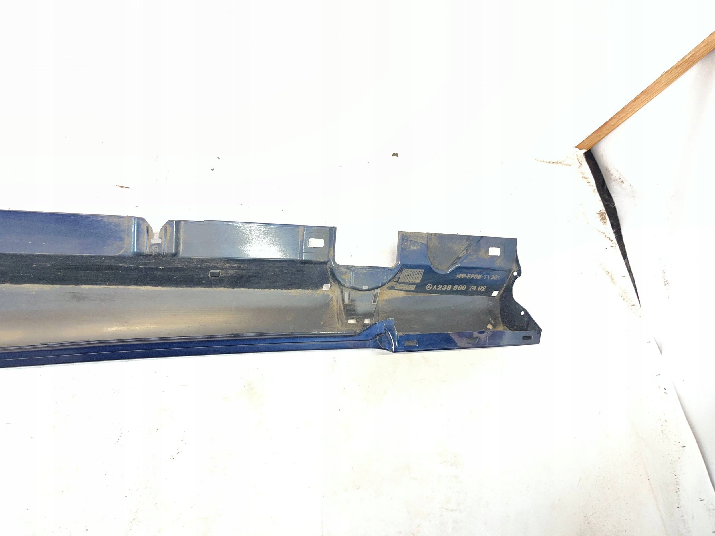 moulding threshold right E KLASA blue Mercedes-Benz E W238 2386907402