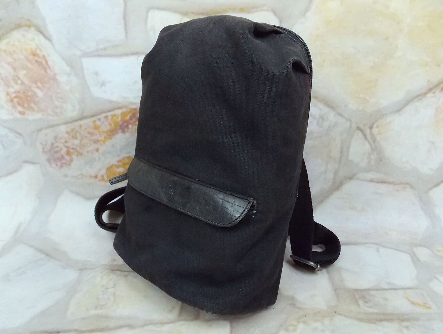 ADAX MAŁY ZGRABNY PLECAK Model ADAX