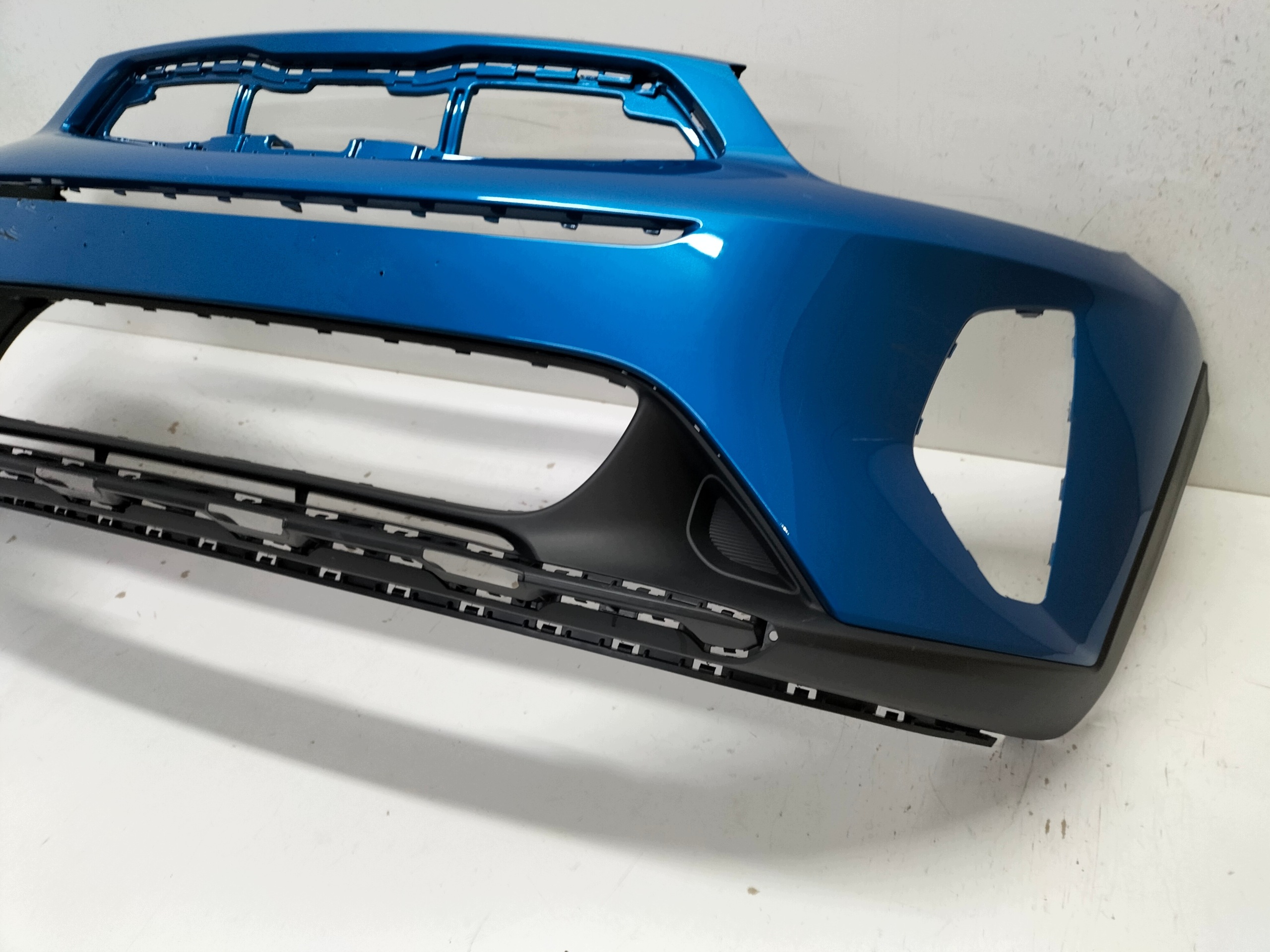 Frontstoßstange vorne KIA STONIC 17