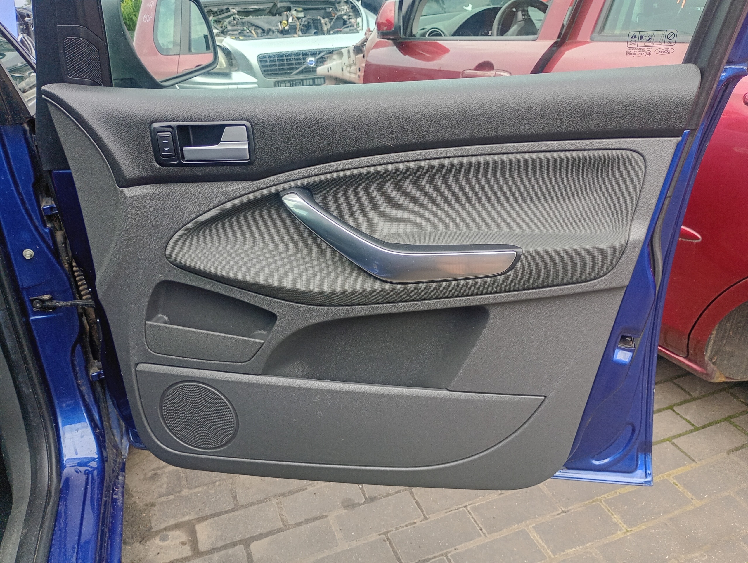 upholstery side right front Ford C-MAX 1 and FL 08-11
