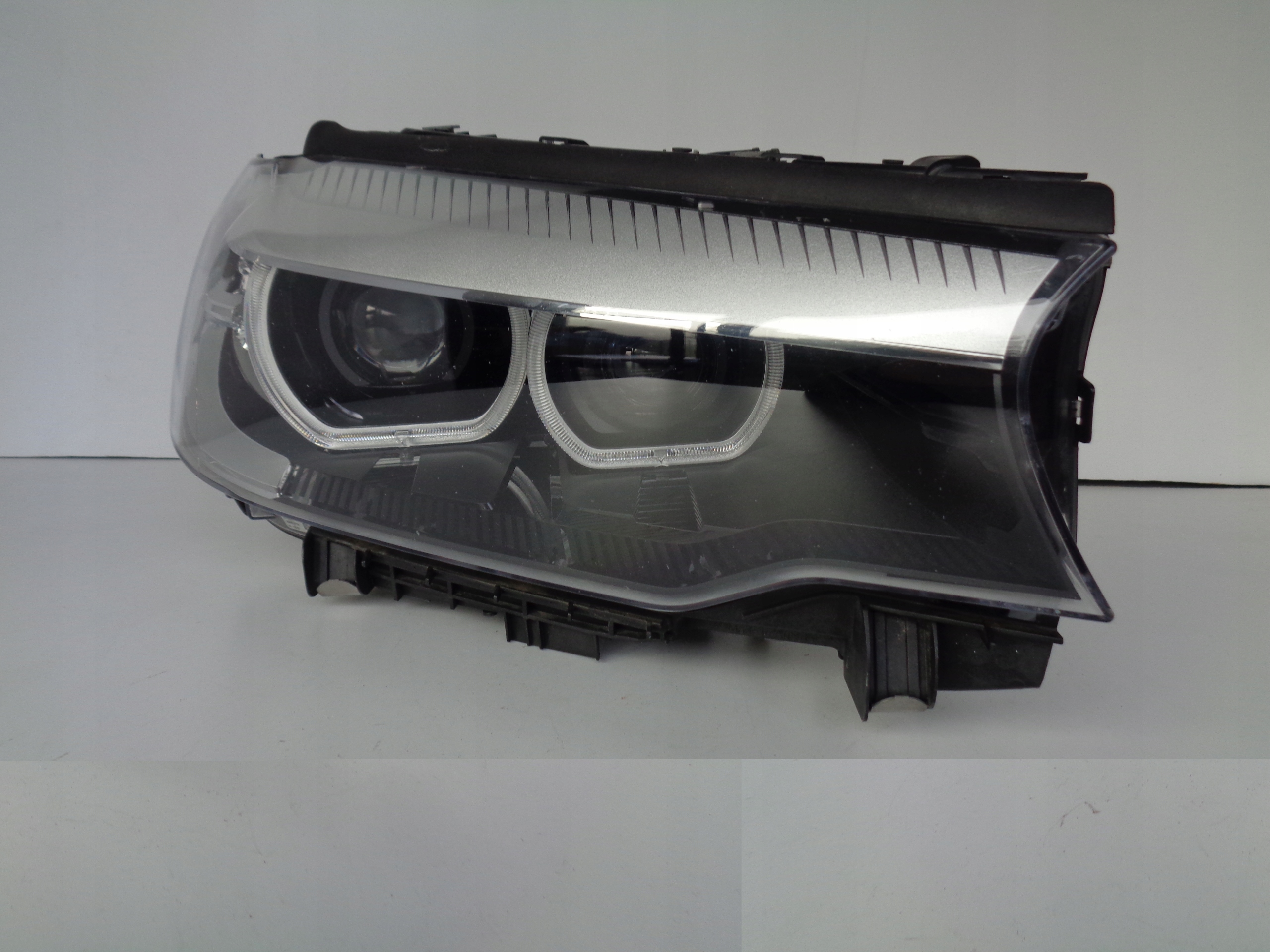 light right REFLEKTOR BMW 5 G30 G31 17- FULL LED