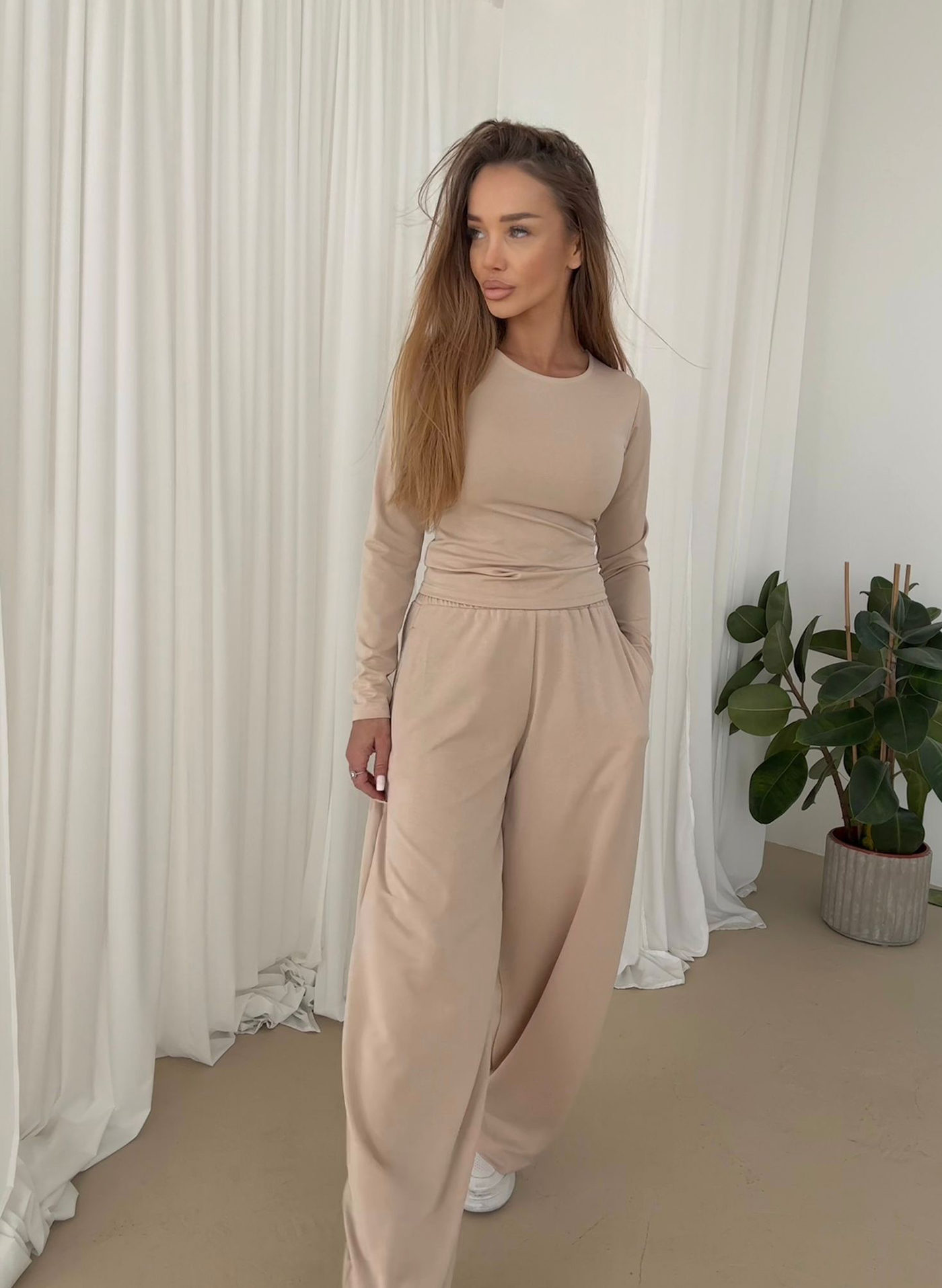 Béžový dámský komplet s dlouhým rukávem kalhoty Bari Long Agatha Studio