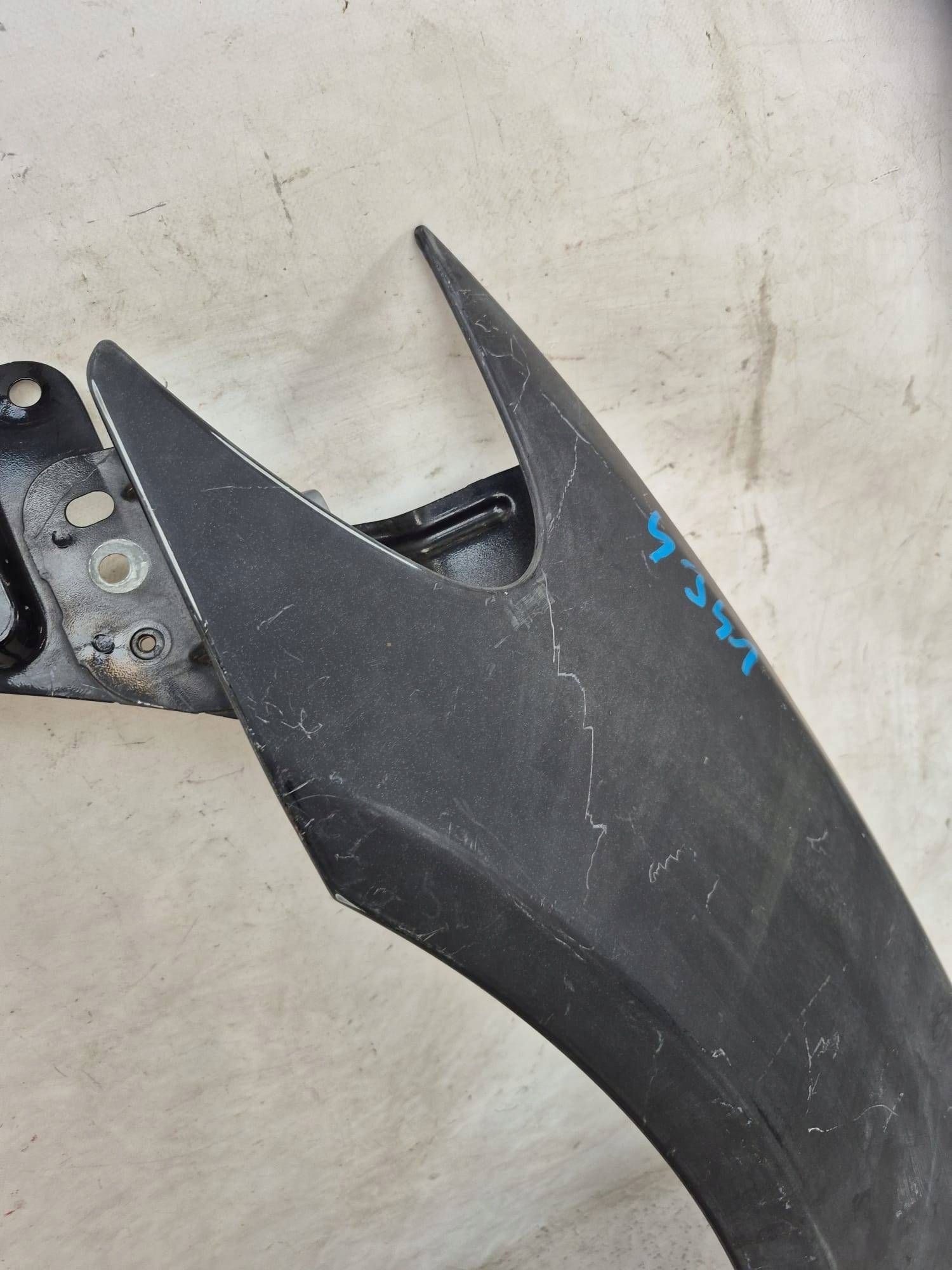 JAGUAR XF X250 07- fender left front front 8X23-16E005-A