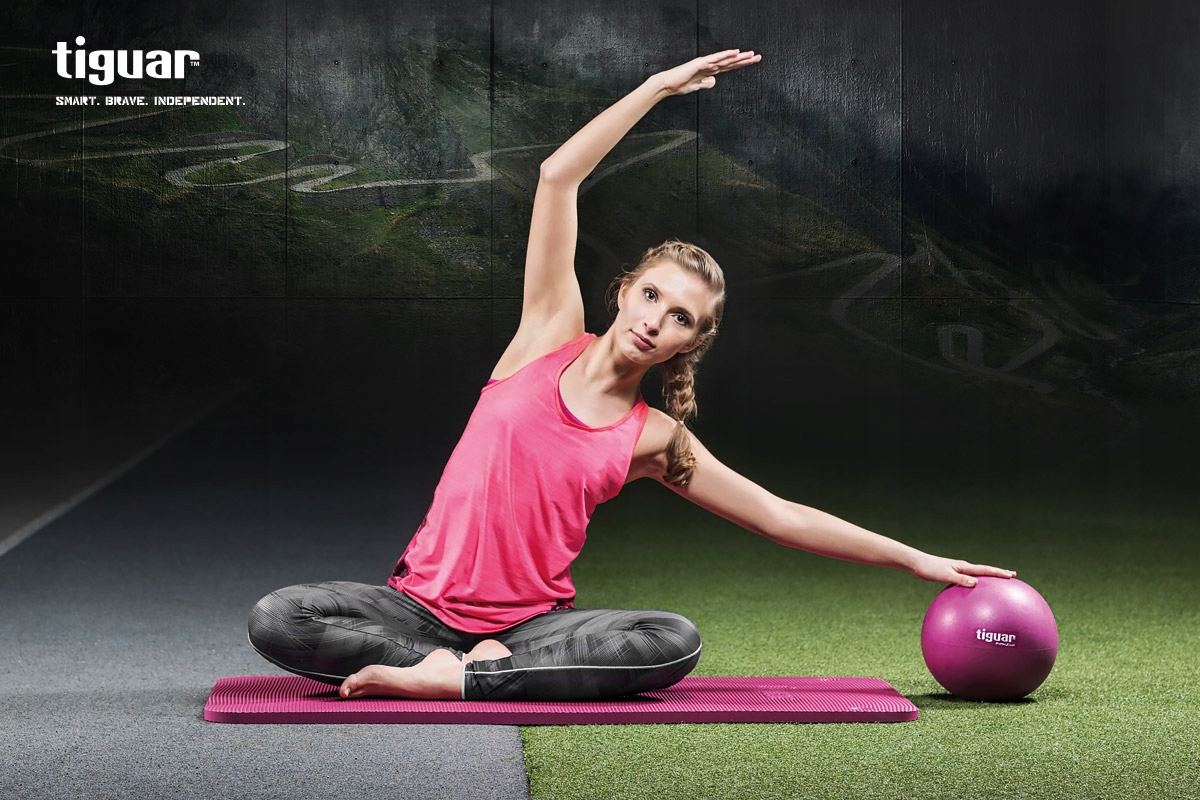 TIGUAR PIŁKA EASYBALL 23 CM OLIWKA rozciąganie ćw Marka Tiguar