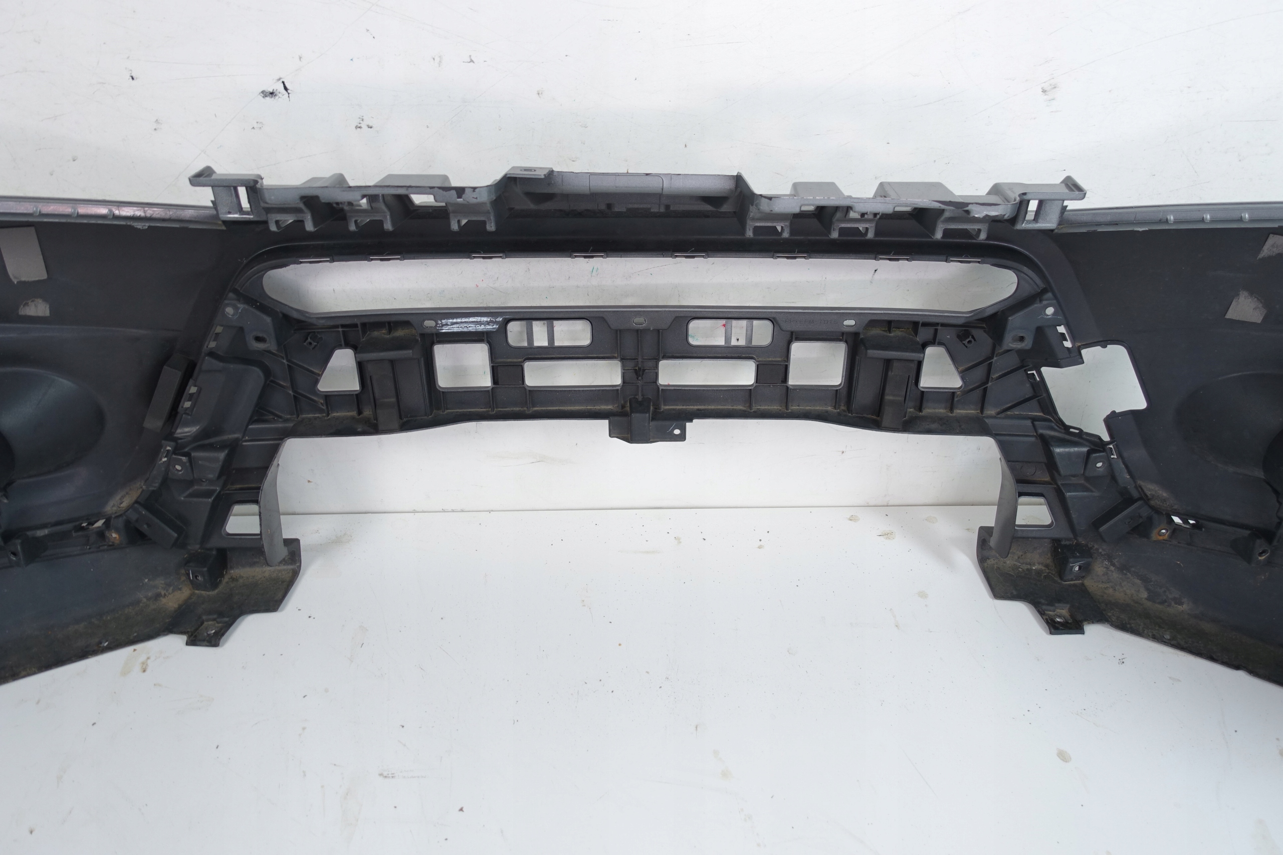 SUZUKI VITARA III 2018- bumper front front 71711-86R