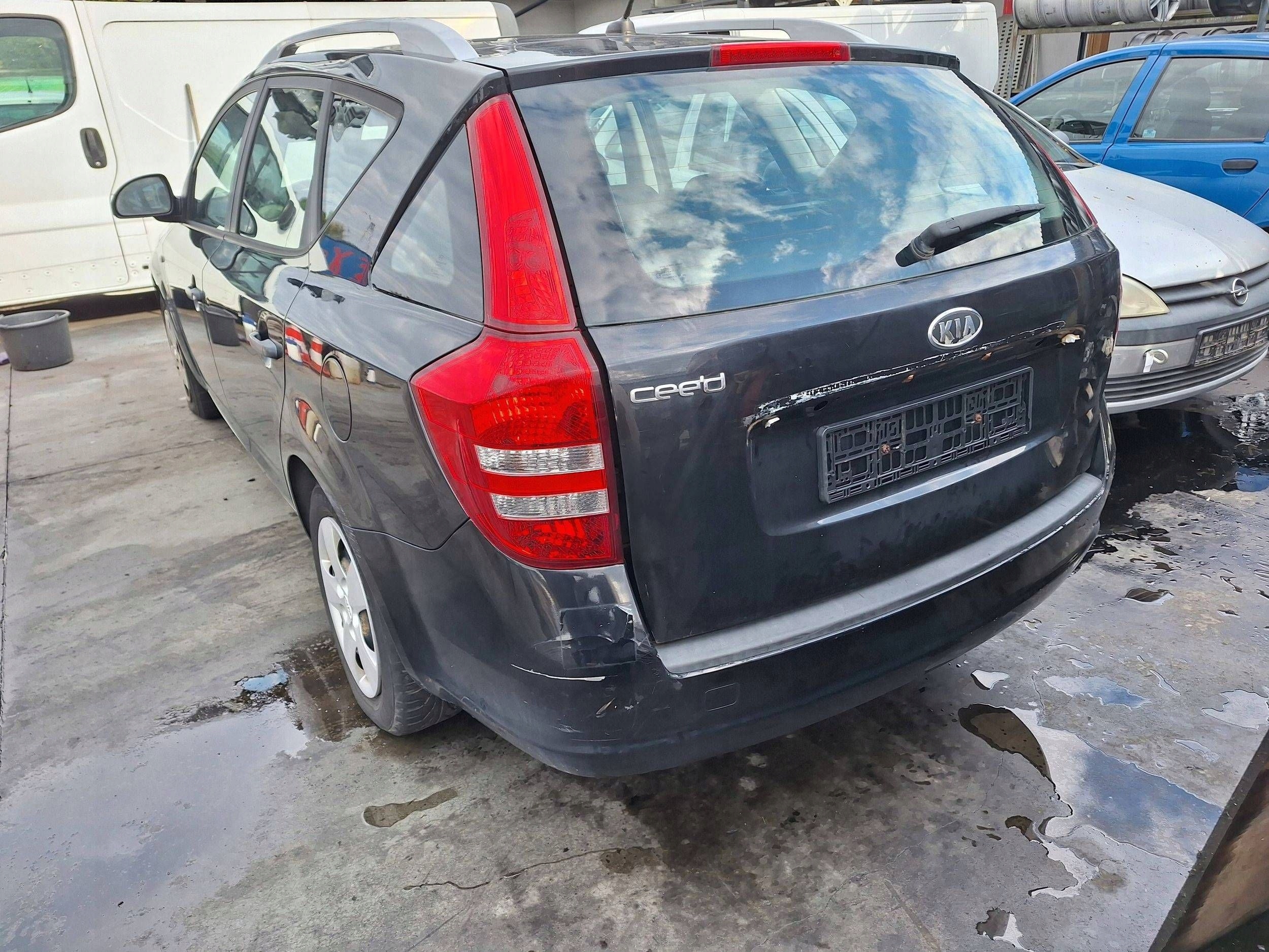 KIA CEED 1 and ED CEED front door front left black, 1K