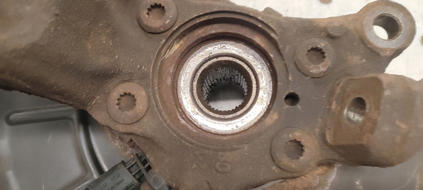 swing front front left VW Tiguan and 1,4 TSI 4x4