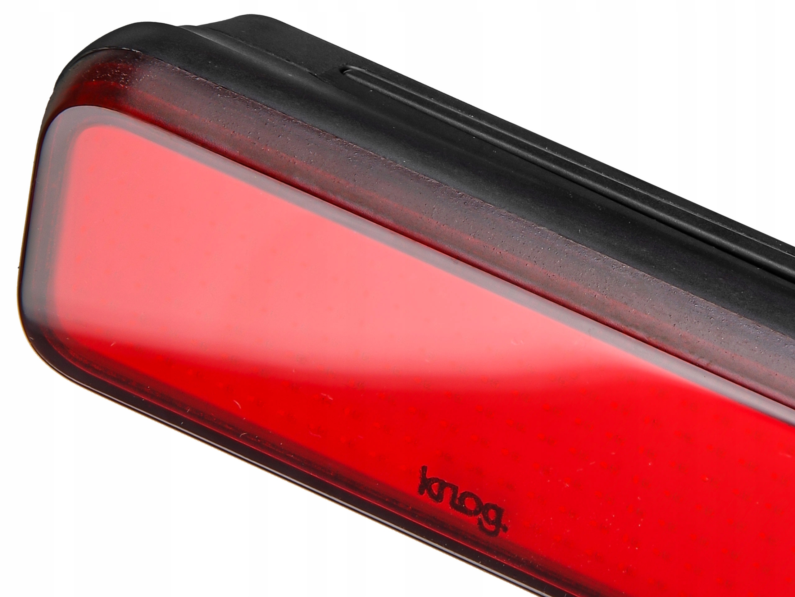 TYLNA LAMPKA ROWEROWA KNOG BLINDER LINK RACK NA BAGAŻNIK 100 lm USB-C Model Blinder Link Rack