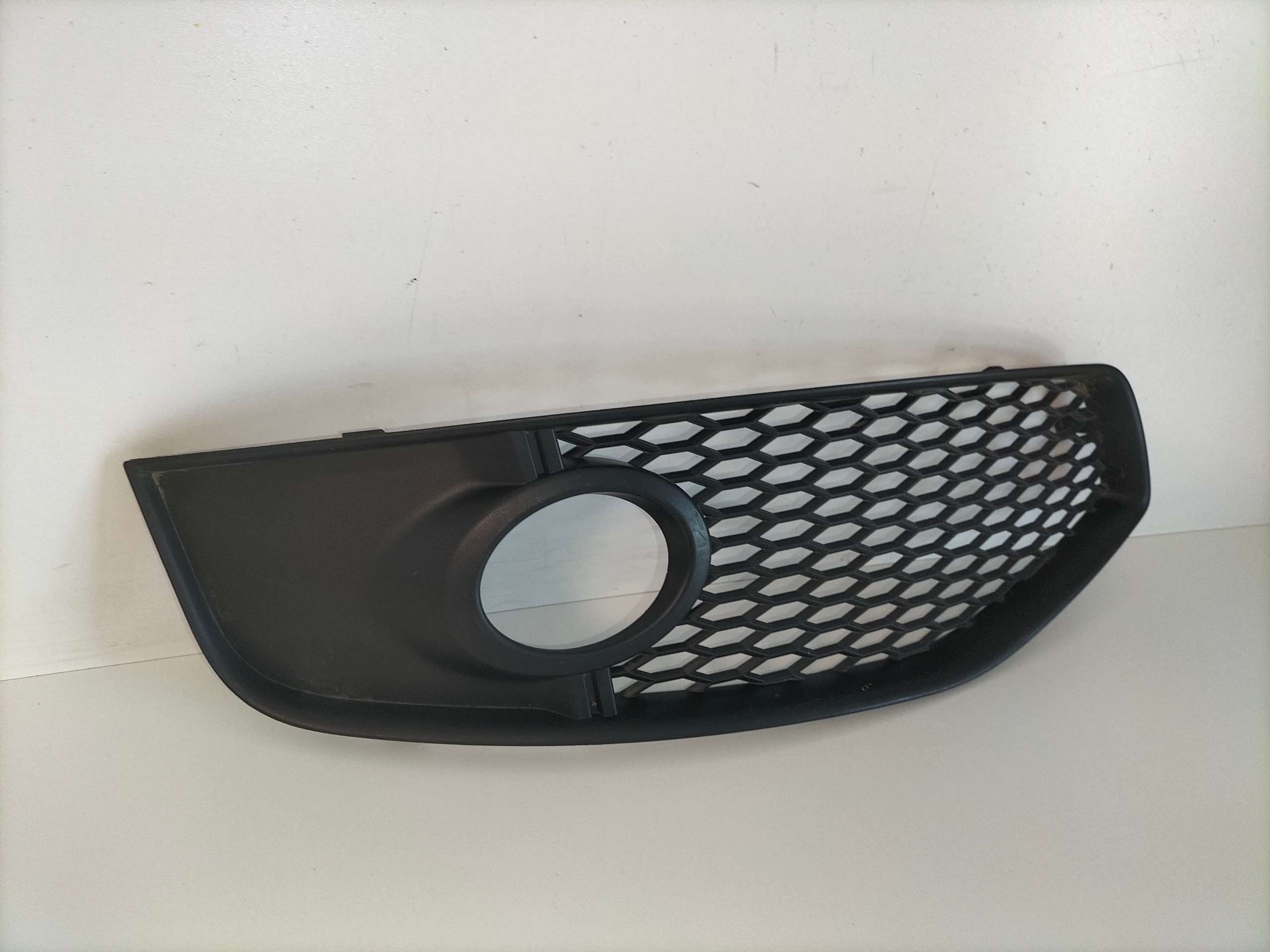 grille grid of a bumper front right AUDI A3 S3 8P 07-08