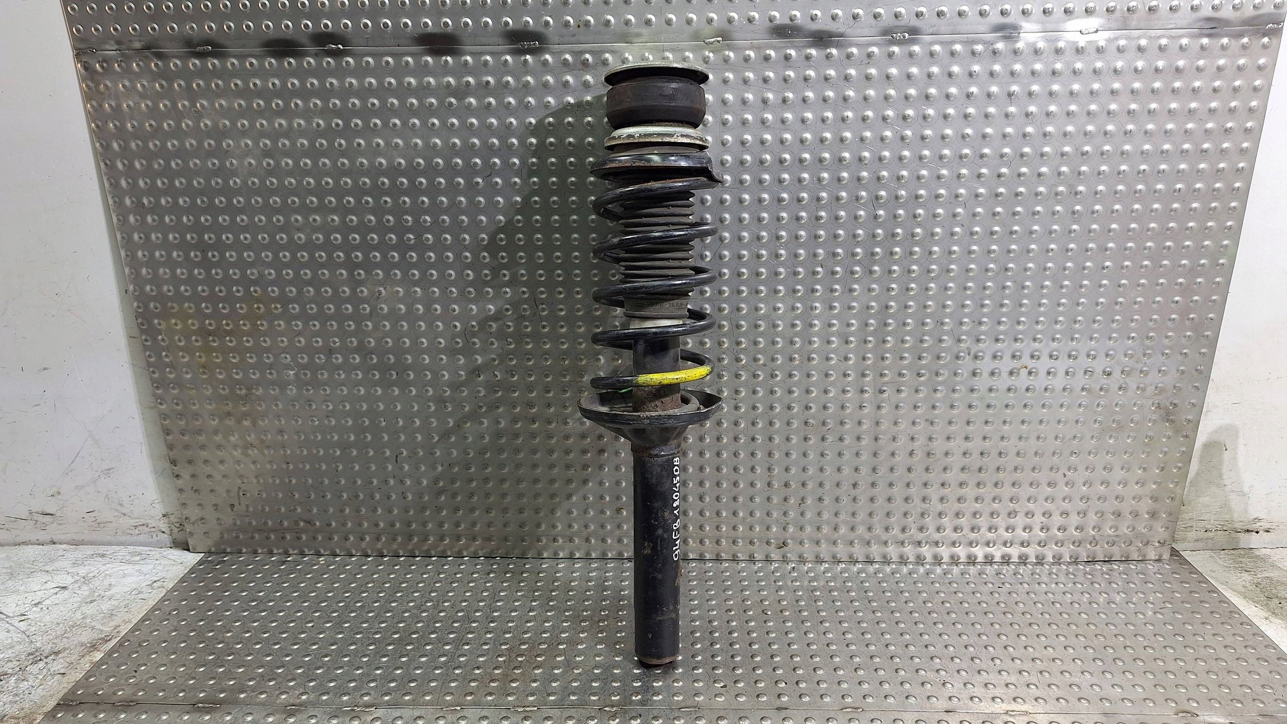 shock absorber left right front 94FB-18045-DB FORD FIESTA MK3 89-97