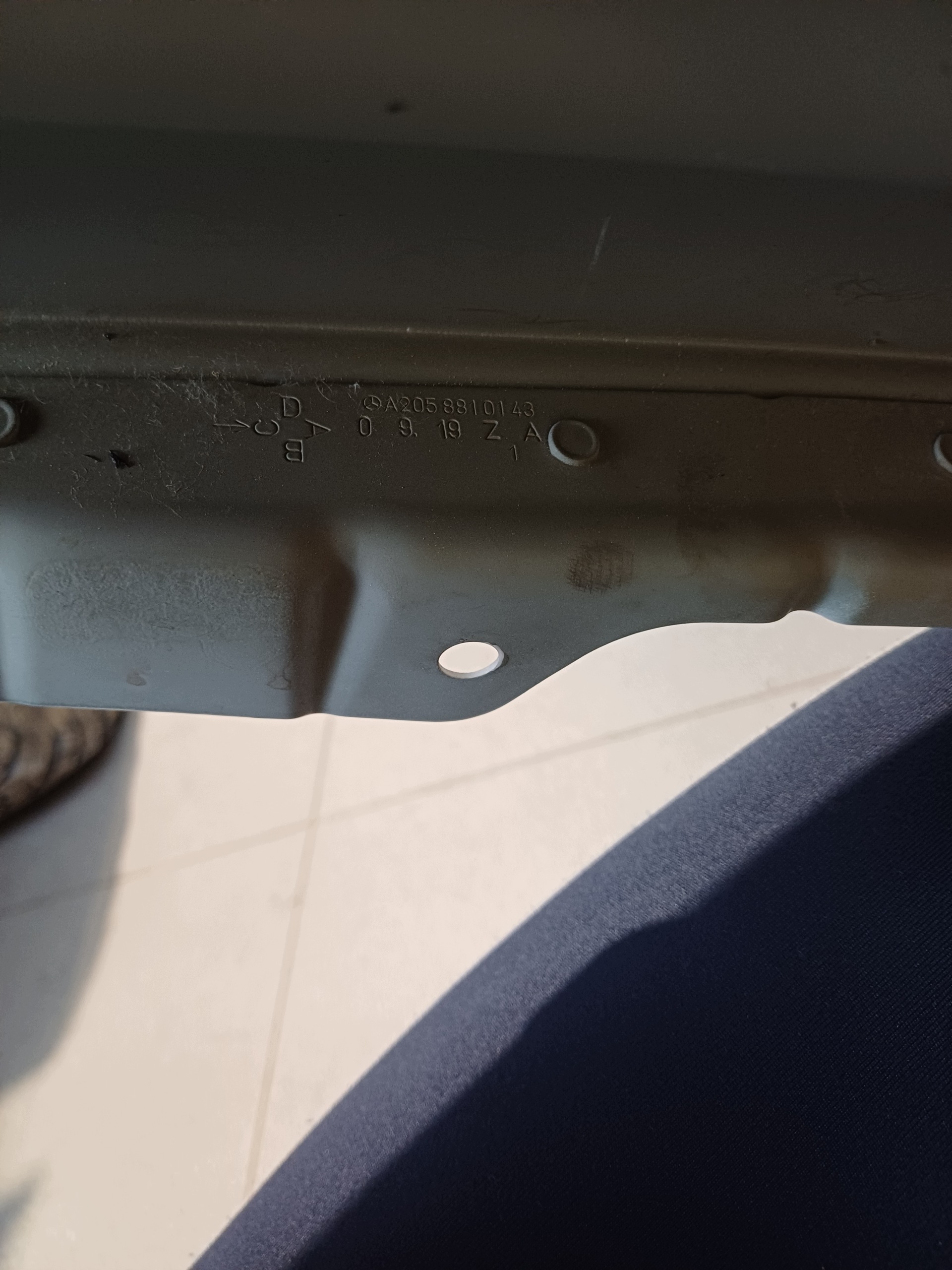 fender left front front MERCEDES C- KLASA W 205