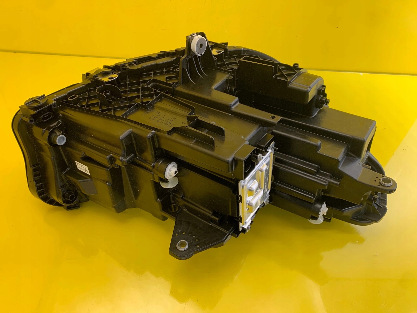 light left front BMW X1 U11 LED 5A5BD45-03
