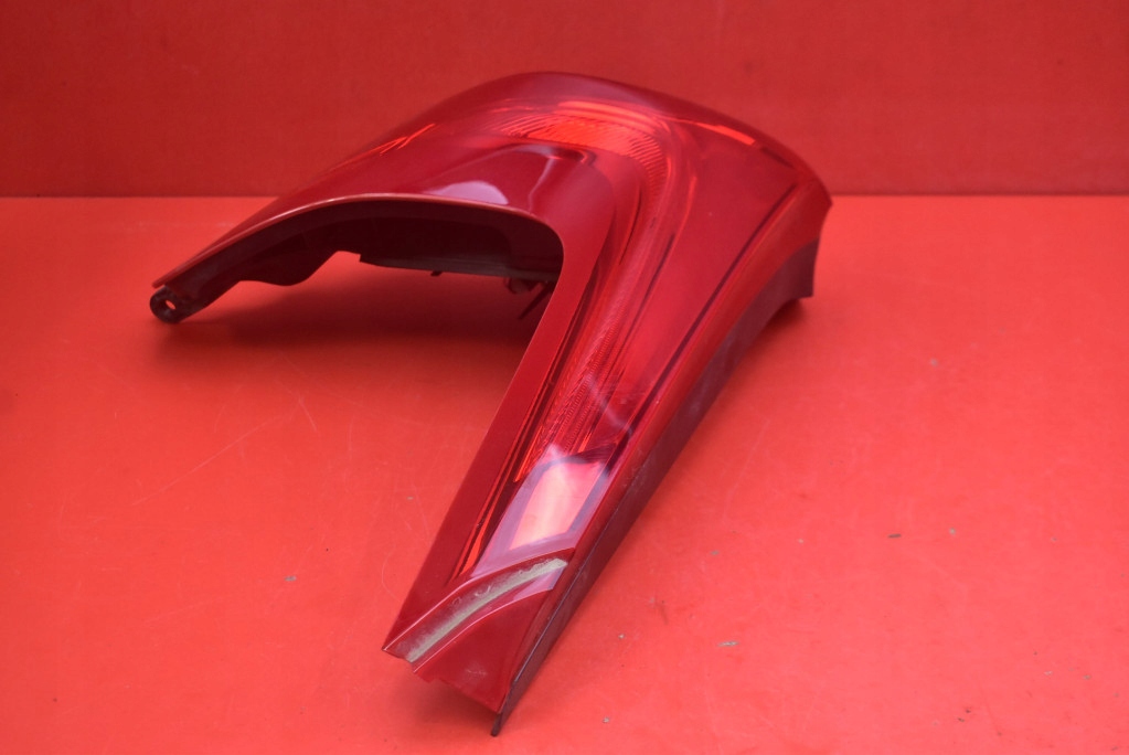 light right rear part rear 31395845 VOLVO V40 2 II 12-16