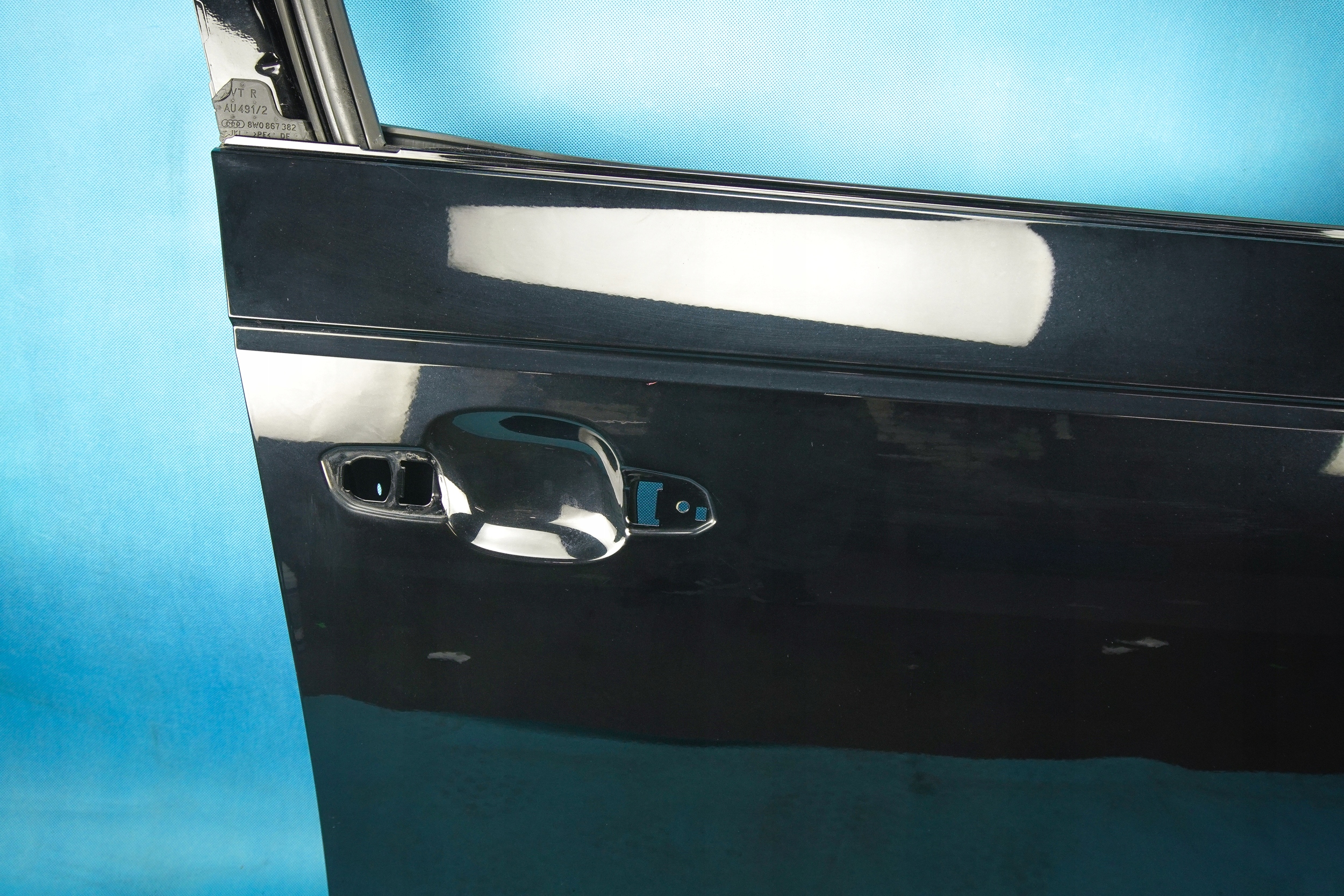 door front front right Audi A4 S4 8W B9 LY9T 2016-2021 8W0831052