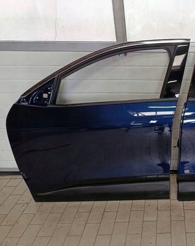 door front front side left Renault Megane E-Tech