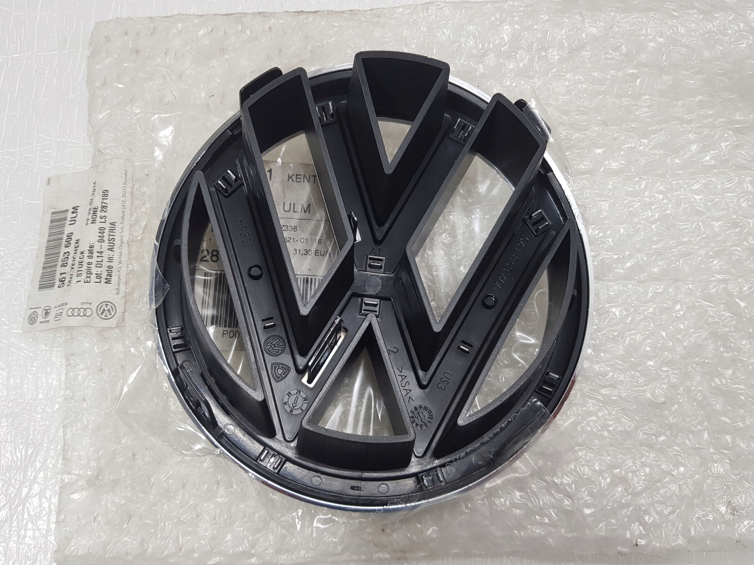 logo znaczek grilla VW TIGUAN PASSAT B7 OEM Numer katalogowy części 561853600