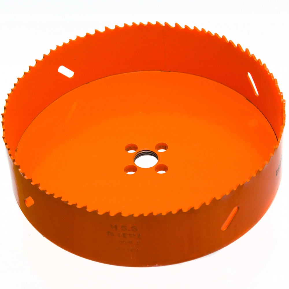 

Otwornica bi-metalowa 152 mm gł. wiercenia 39 mm